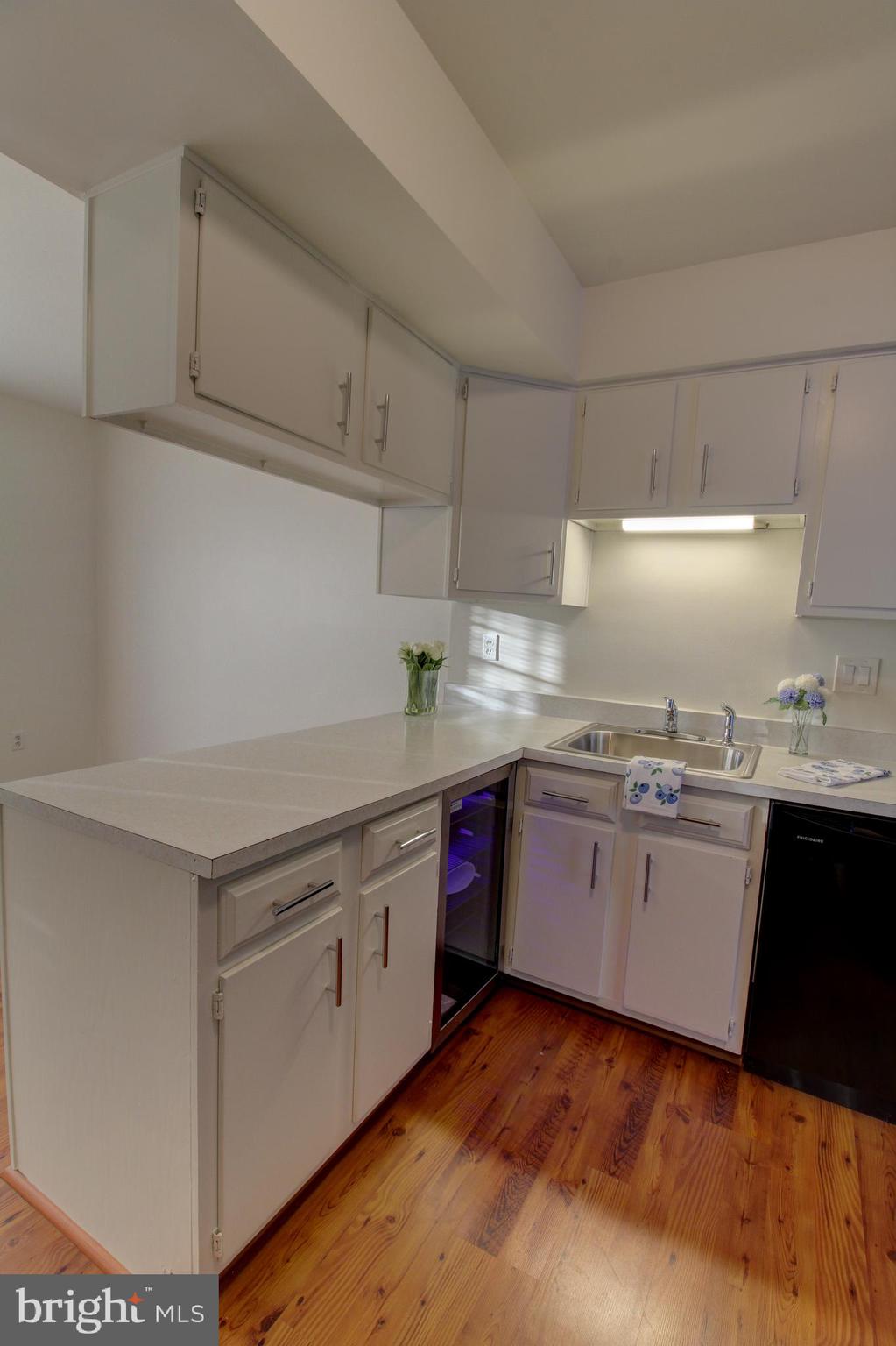 LEEDS SQUARE - Residential