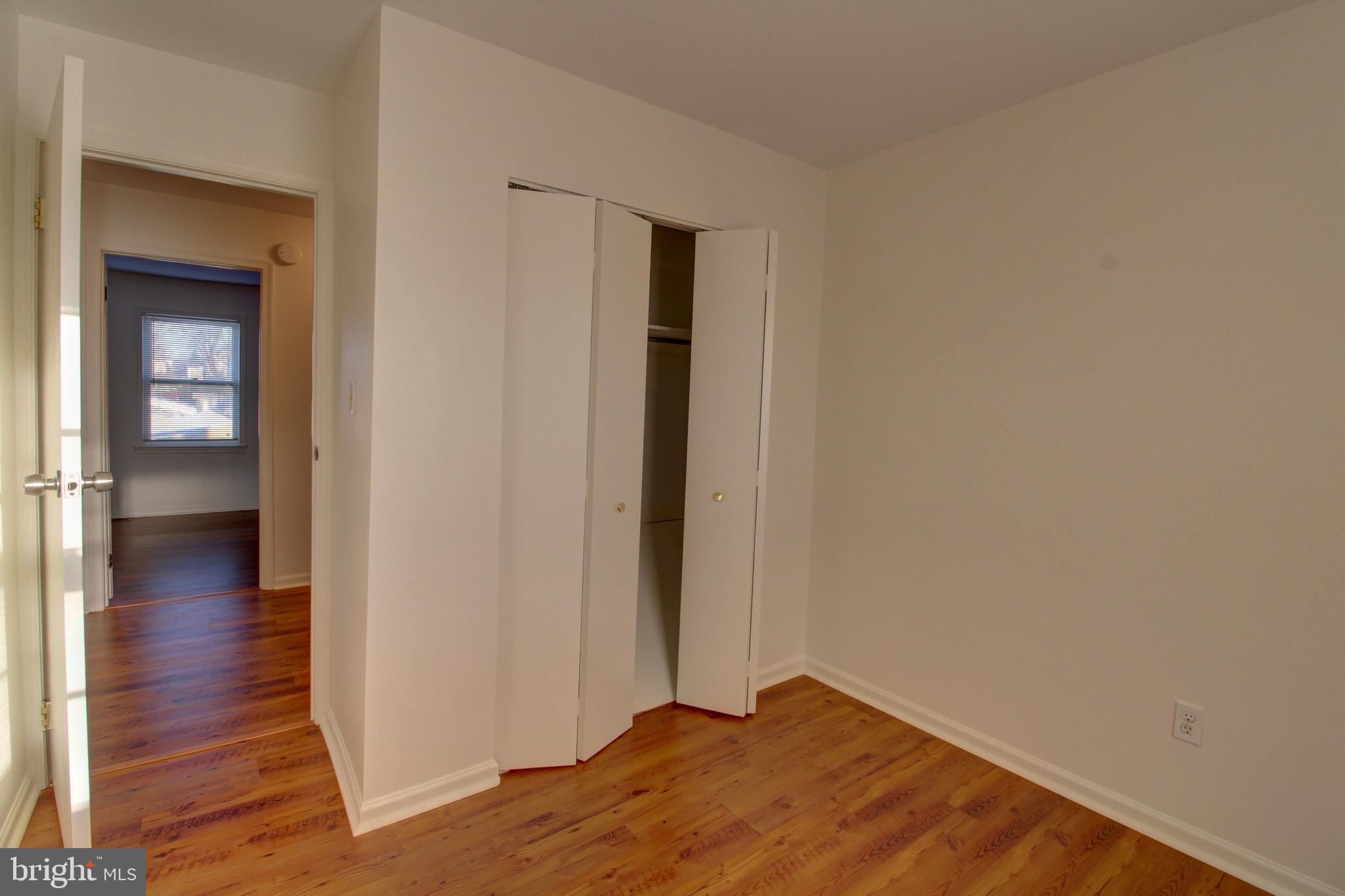 LEEDS SQUARE - Residential