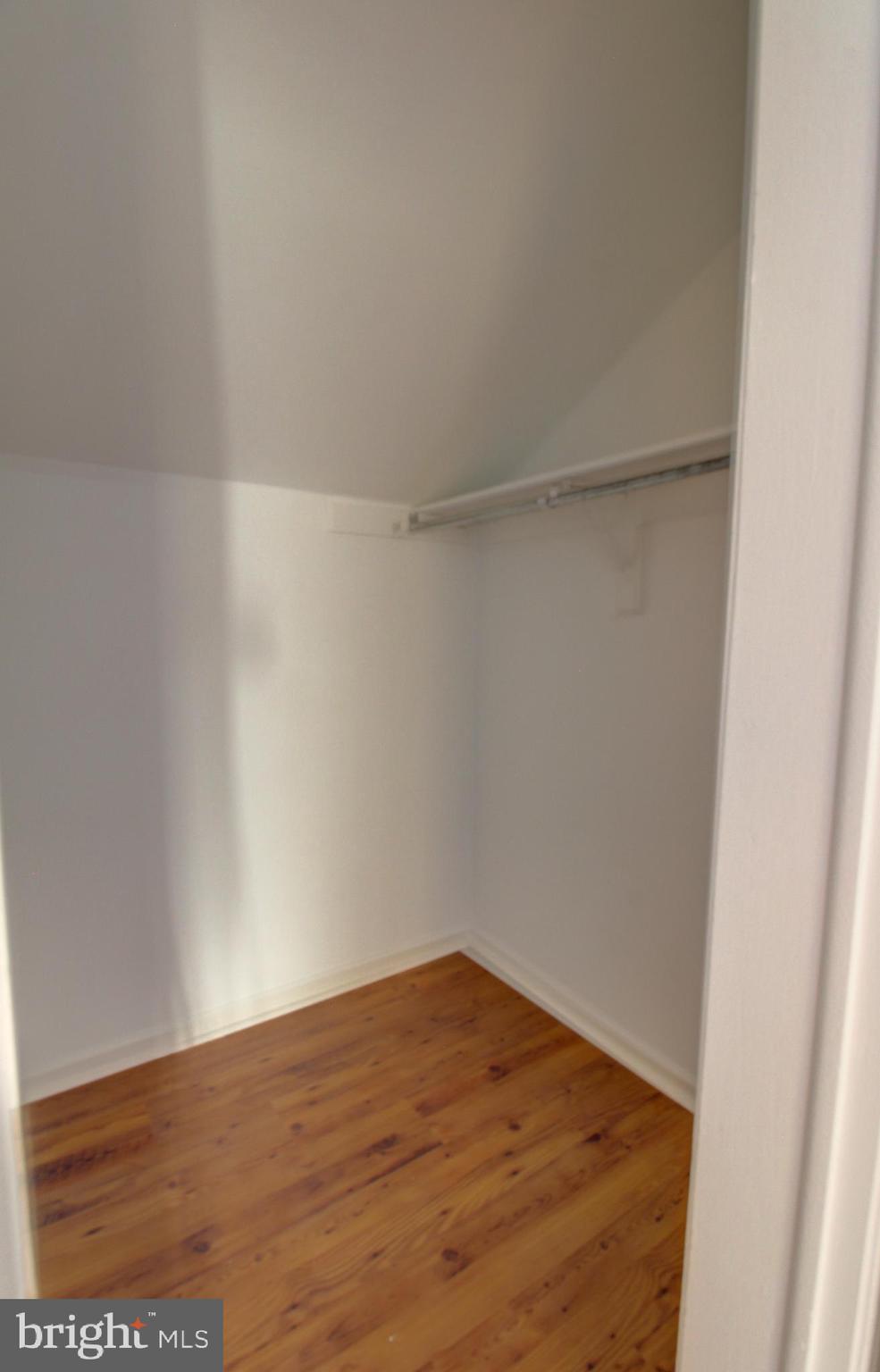 LEEDS SQUARE - Residential