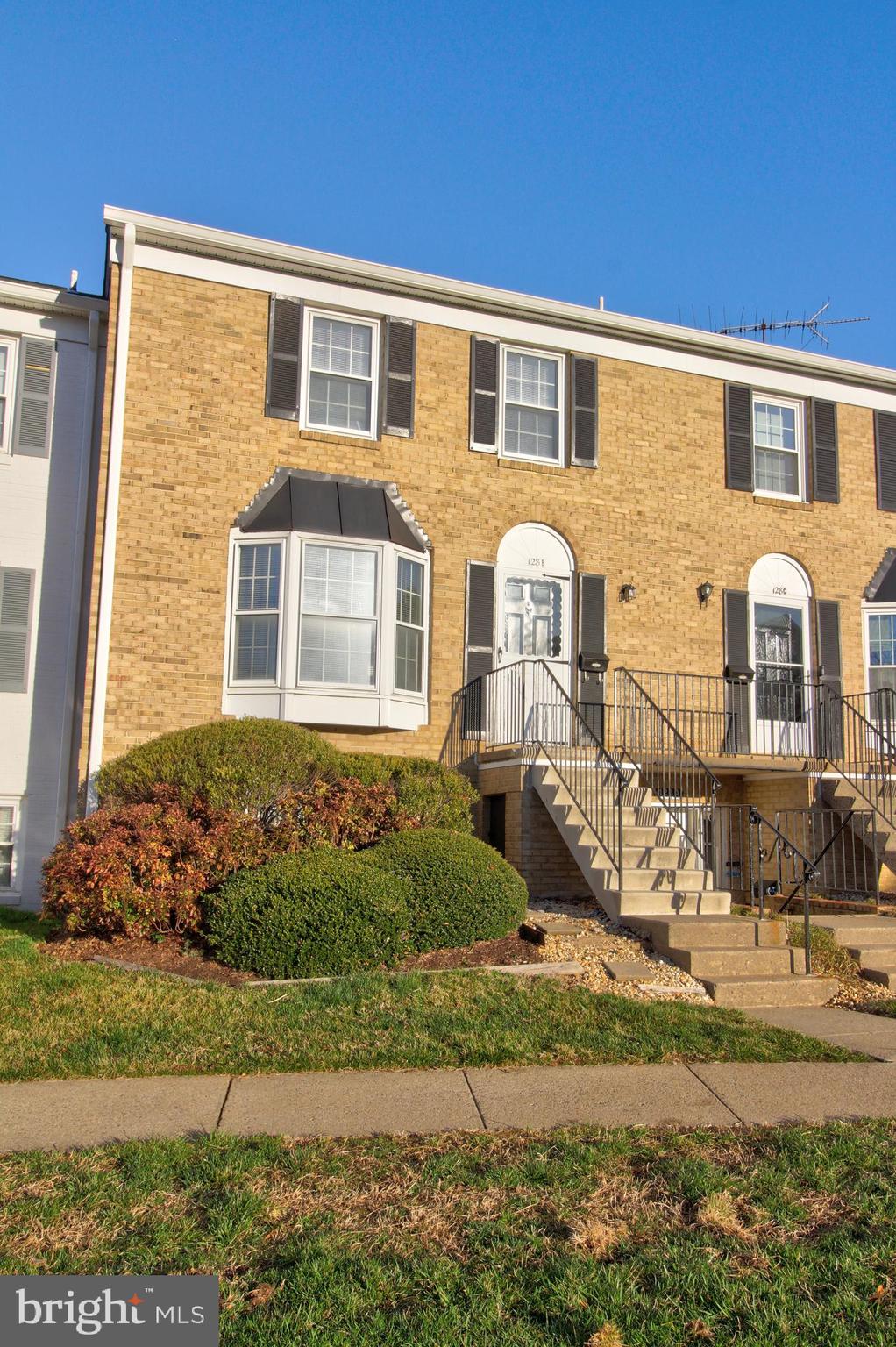 LEEDS SQUARE - Residential