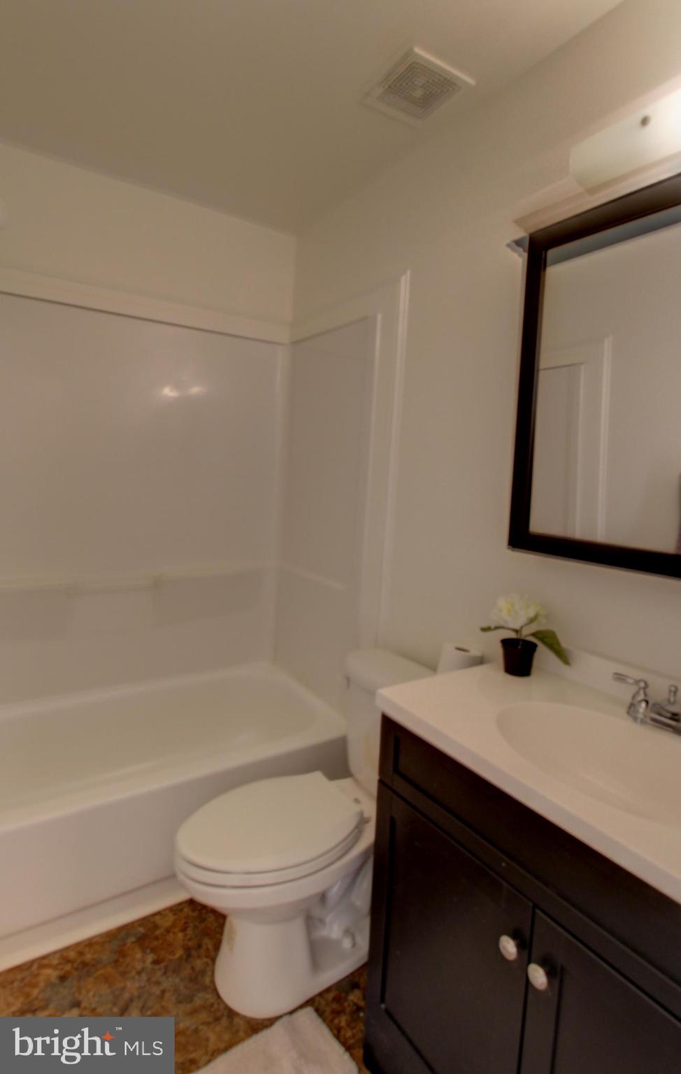 LEEDS SQUARE - Residential