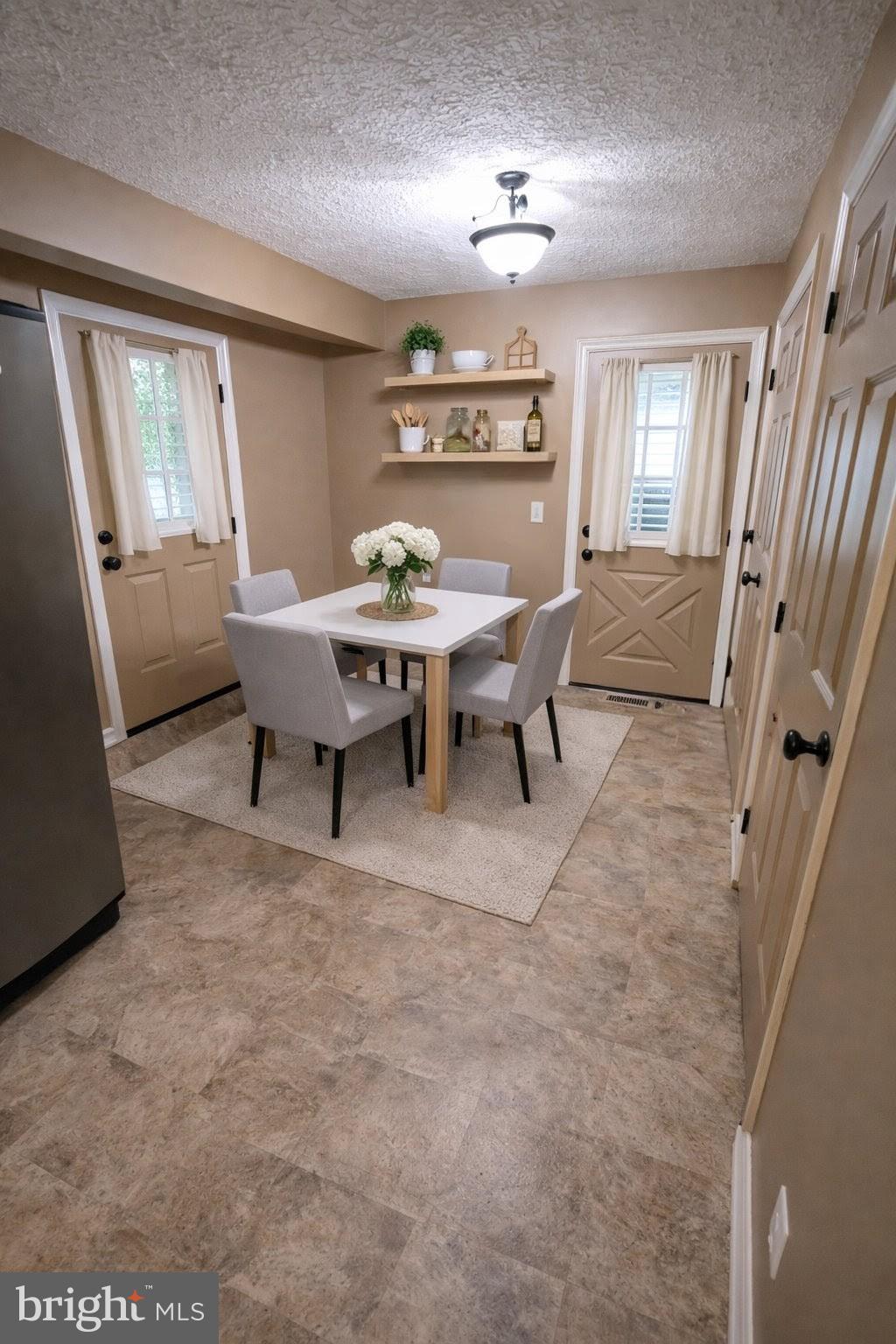 FOX RUN - Residential