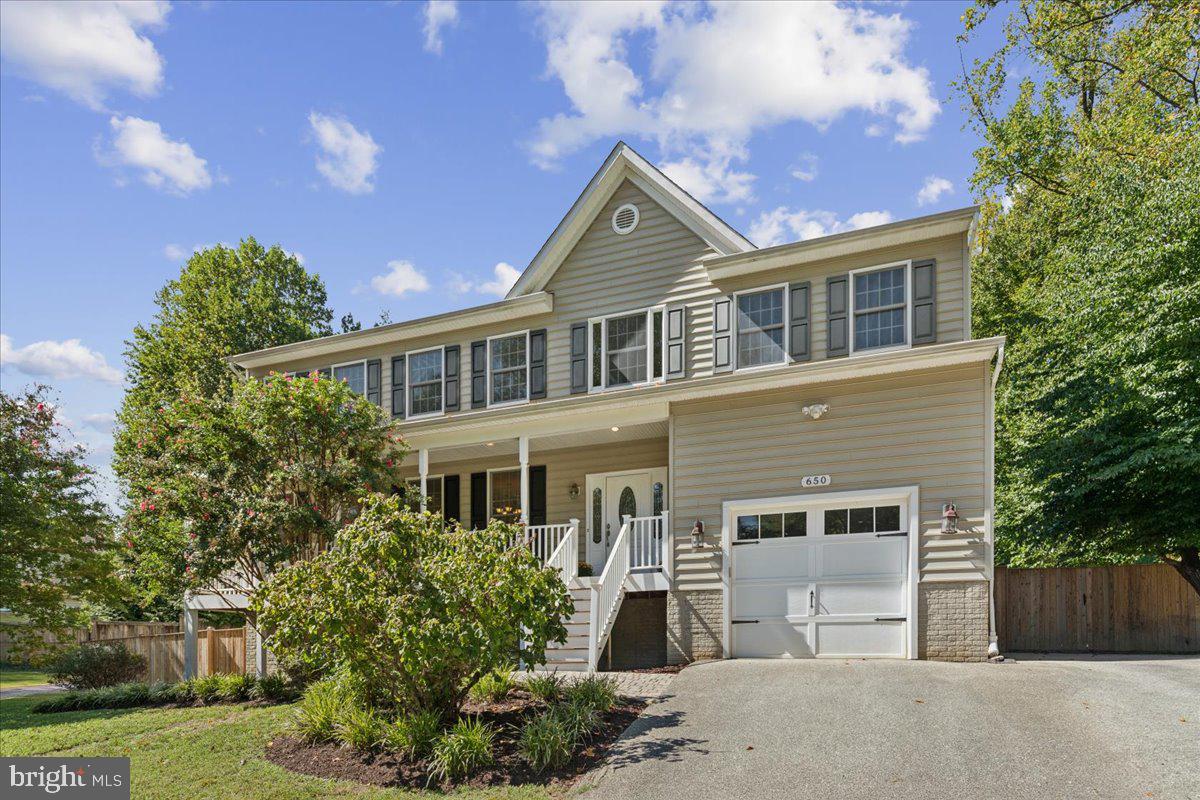 650 FLORIDA PLACE