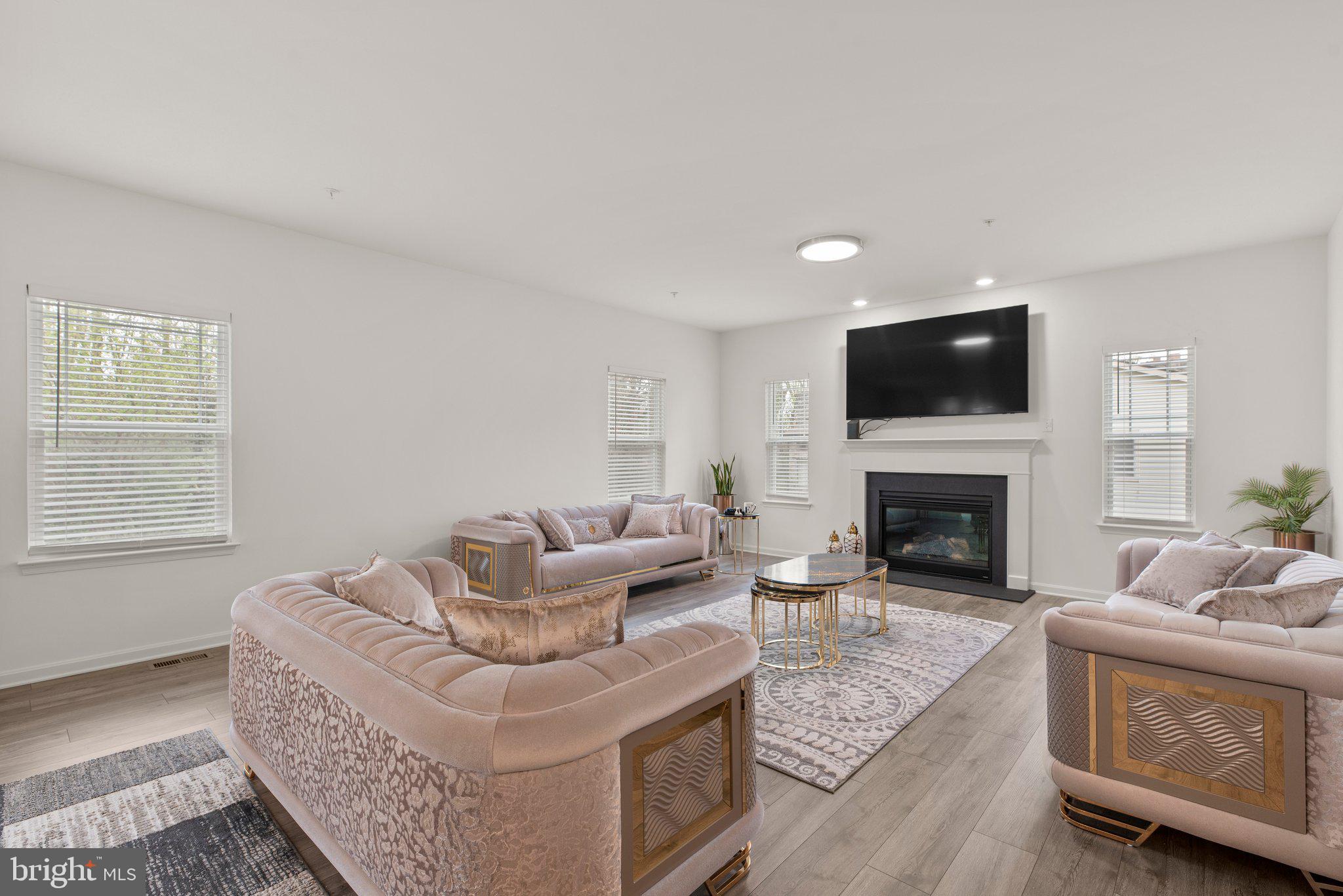 EDGEMERE/SPARROWS POINT - Residential