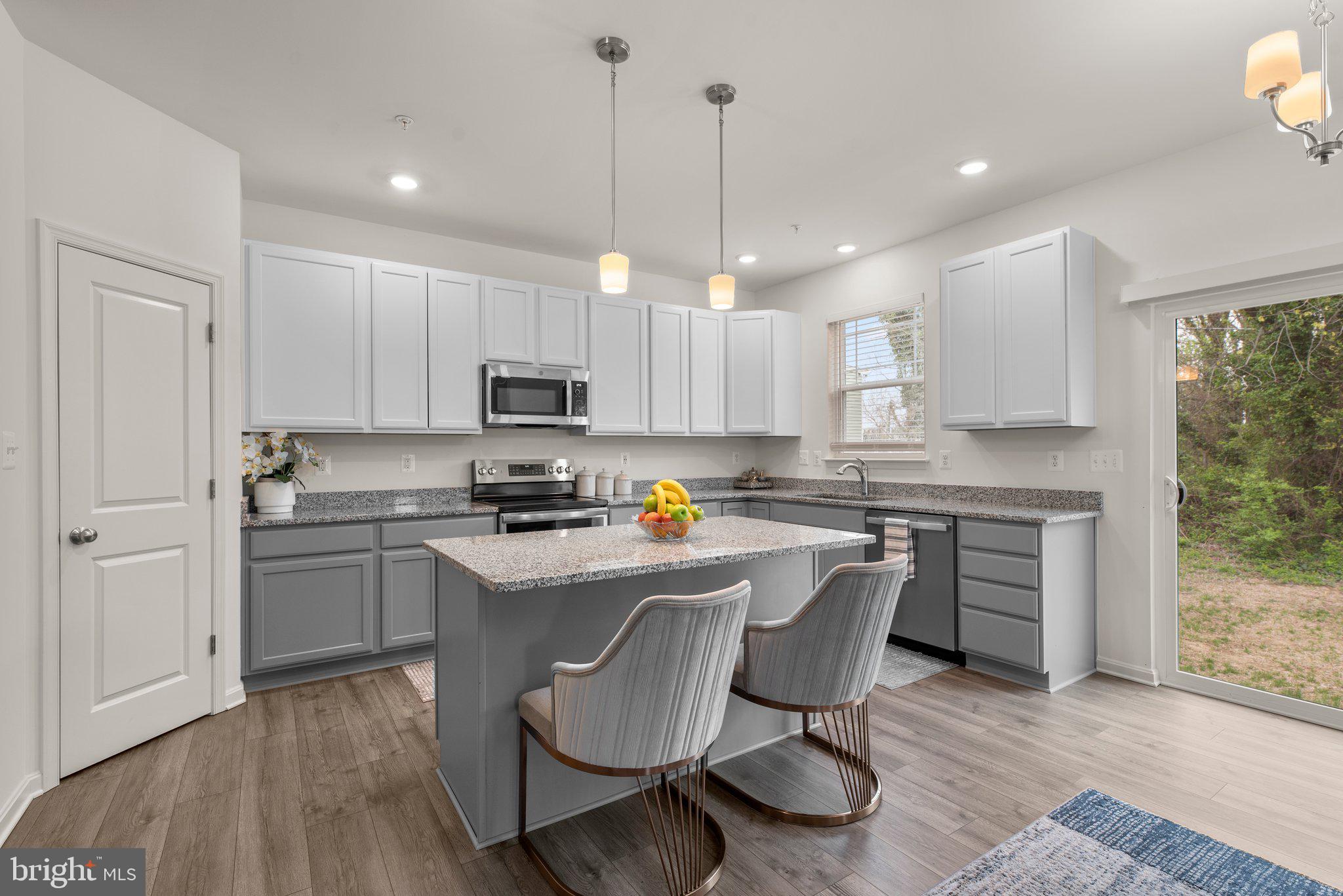 EDGEMERE/SPARROWS POINT - Residential