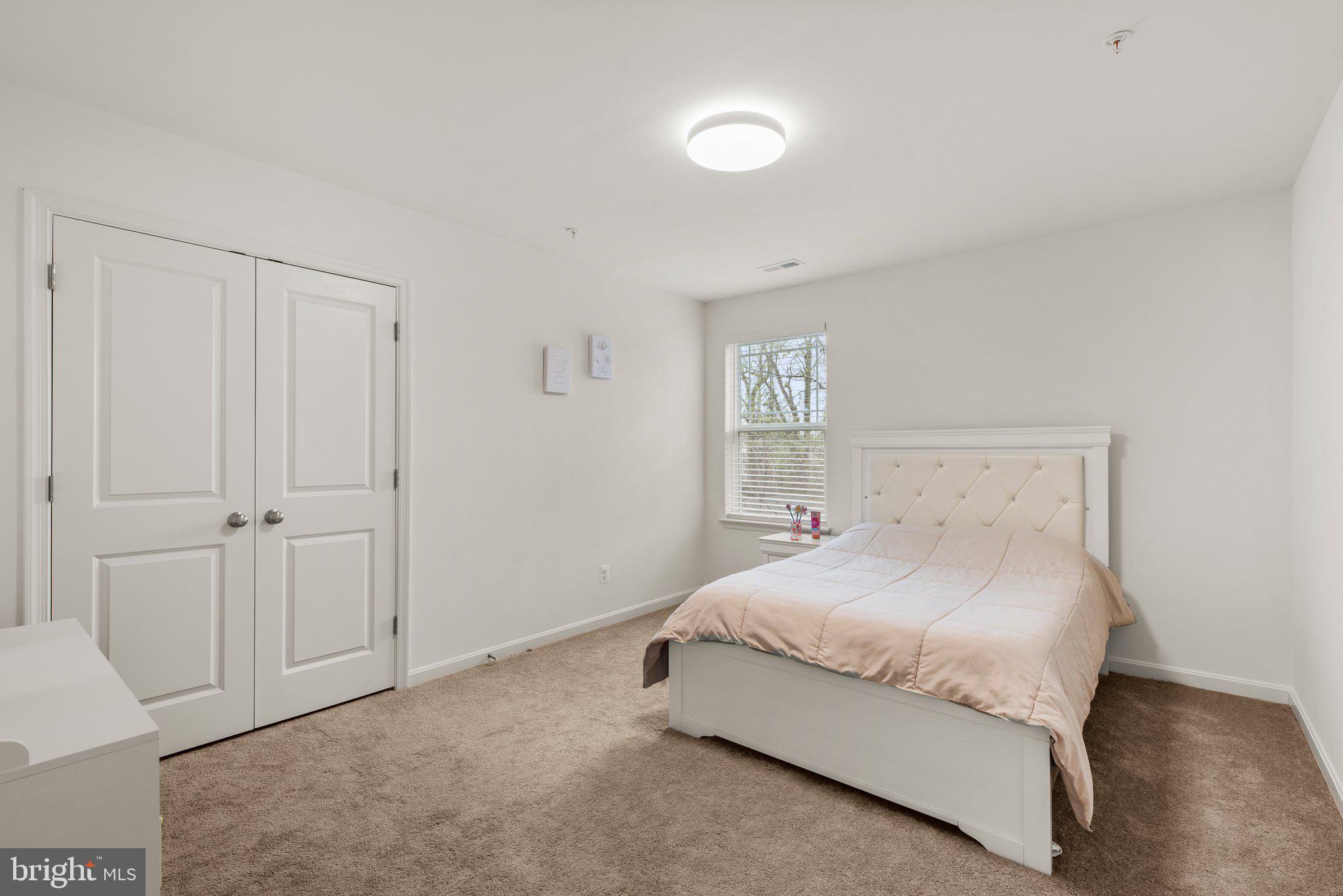 EDGEMERE/SPARROWS POINT - Residential