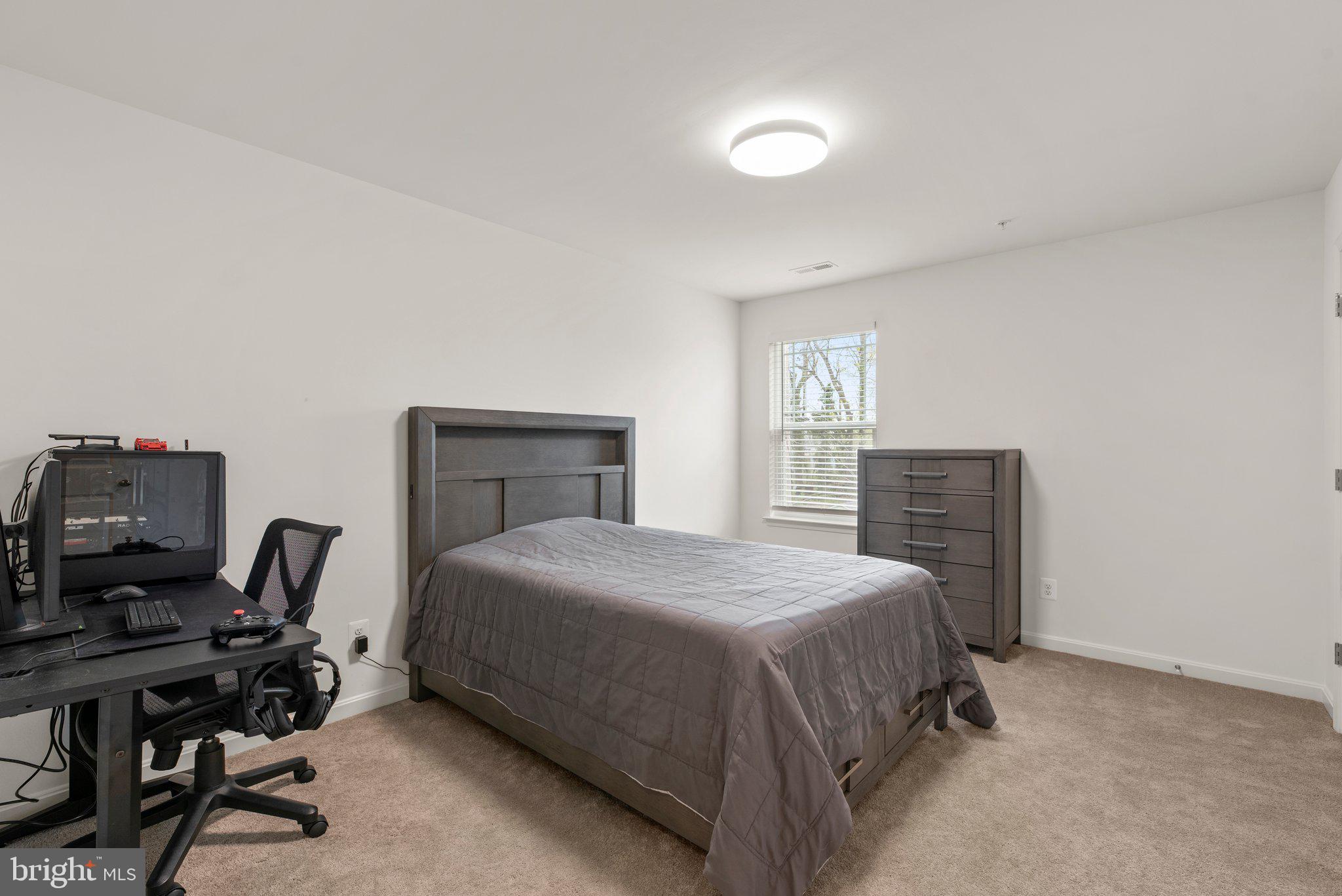 EDGEMERE/SPARROWS POINT - Residential