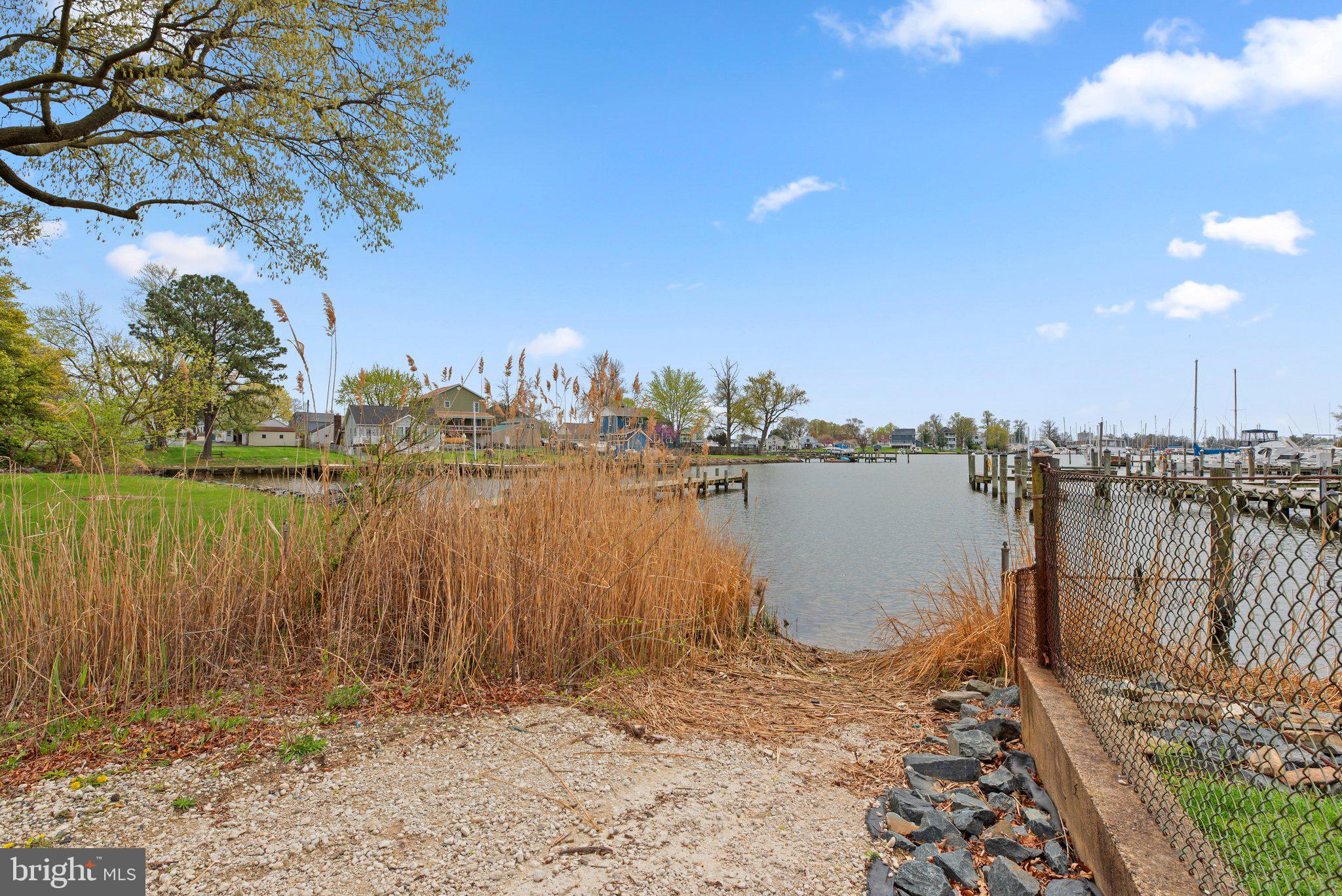 EDGEMERE/SPARROWS POINT - Residential