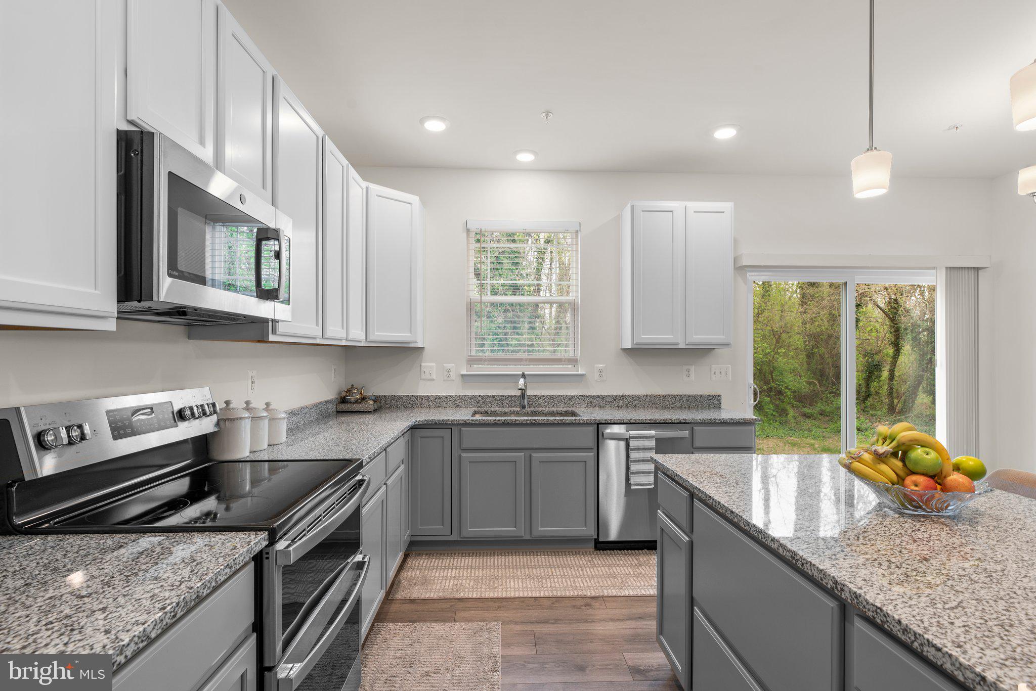 EDGEMERE/SPARROWS POINT - Residential