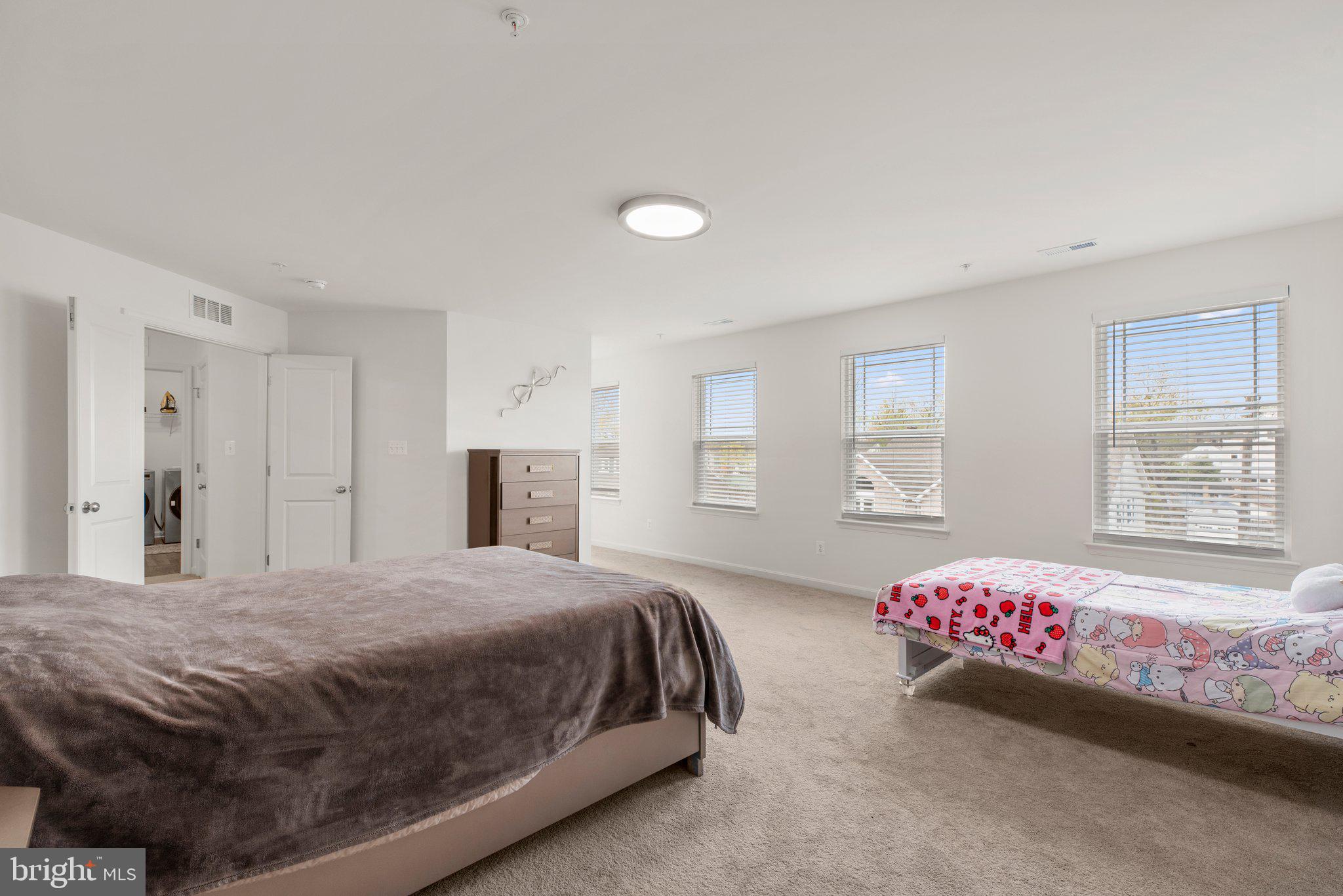 EDGEMERE/SPARROWS POINT - Residential