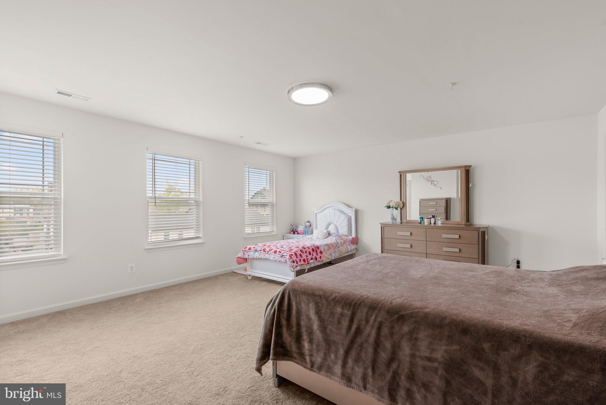 EDGEMERE/SPARROWS POINT - Residential