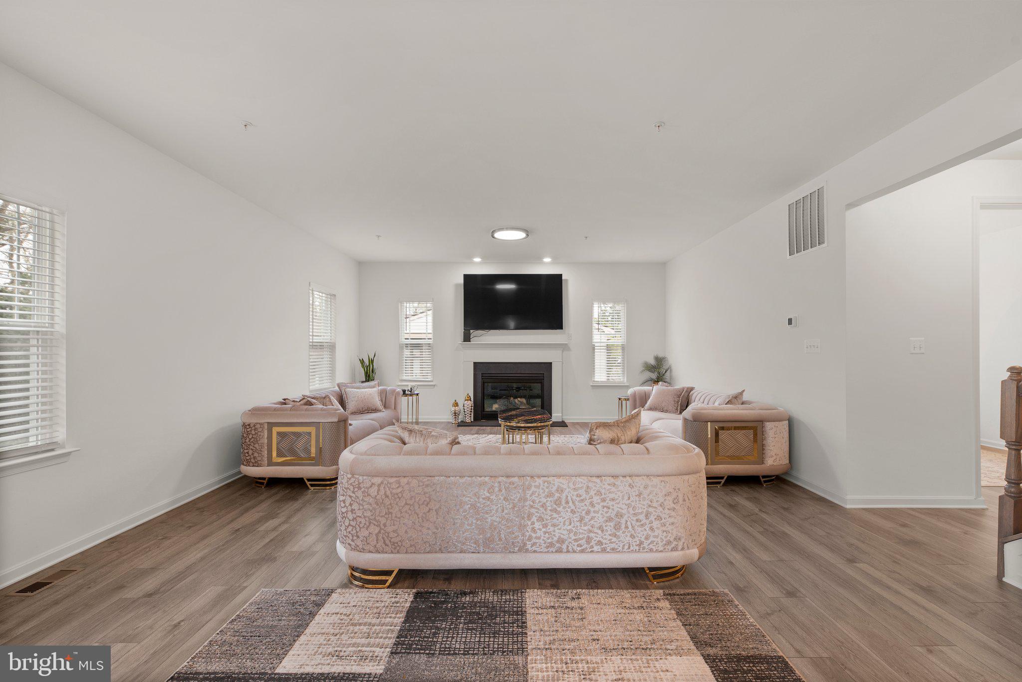 EDGEMERE/SPARROWS POINT - Residential