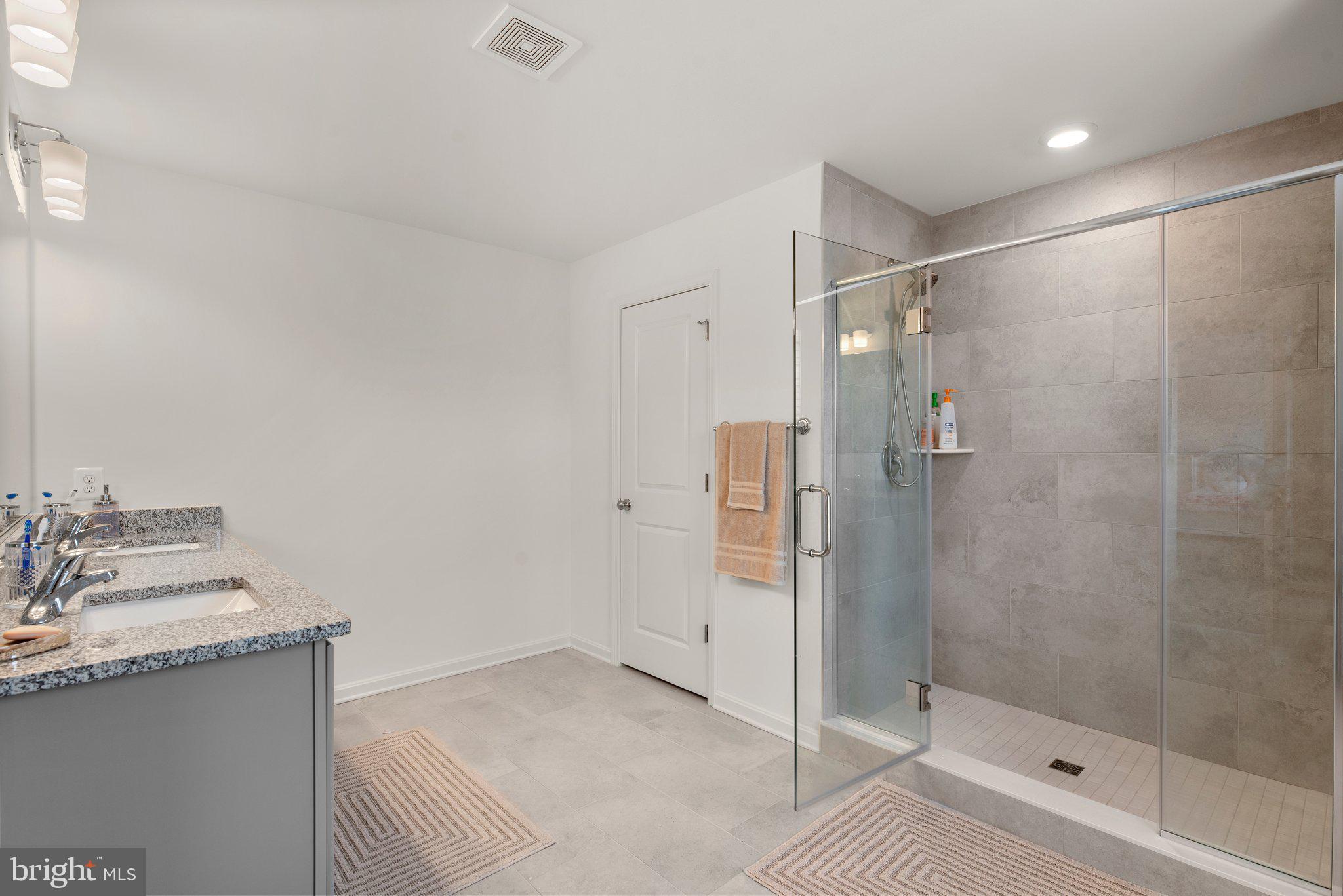 EDGEMERE/SPARROWS POINT - Residential