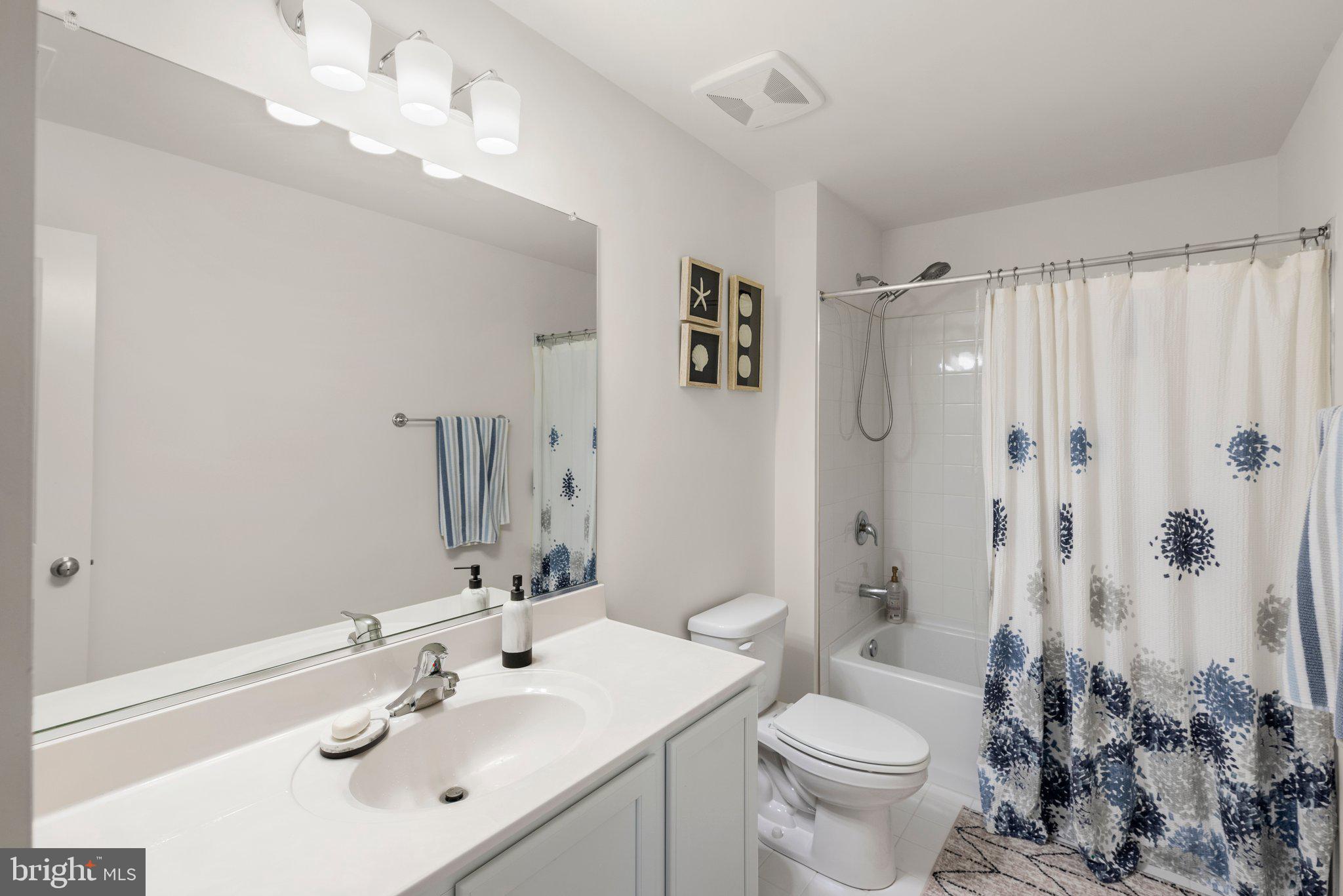 EDGEMERE/SPARROWS POINT - Residential