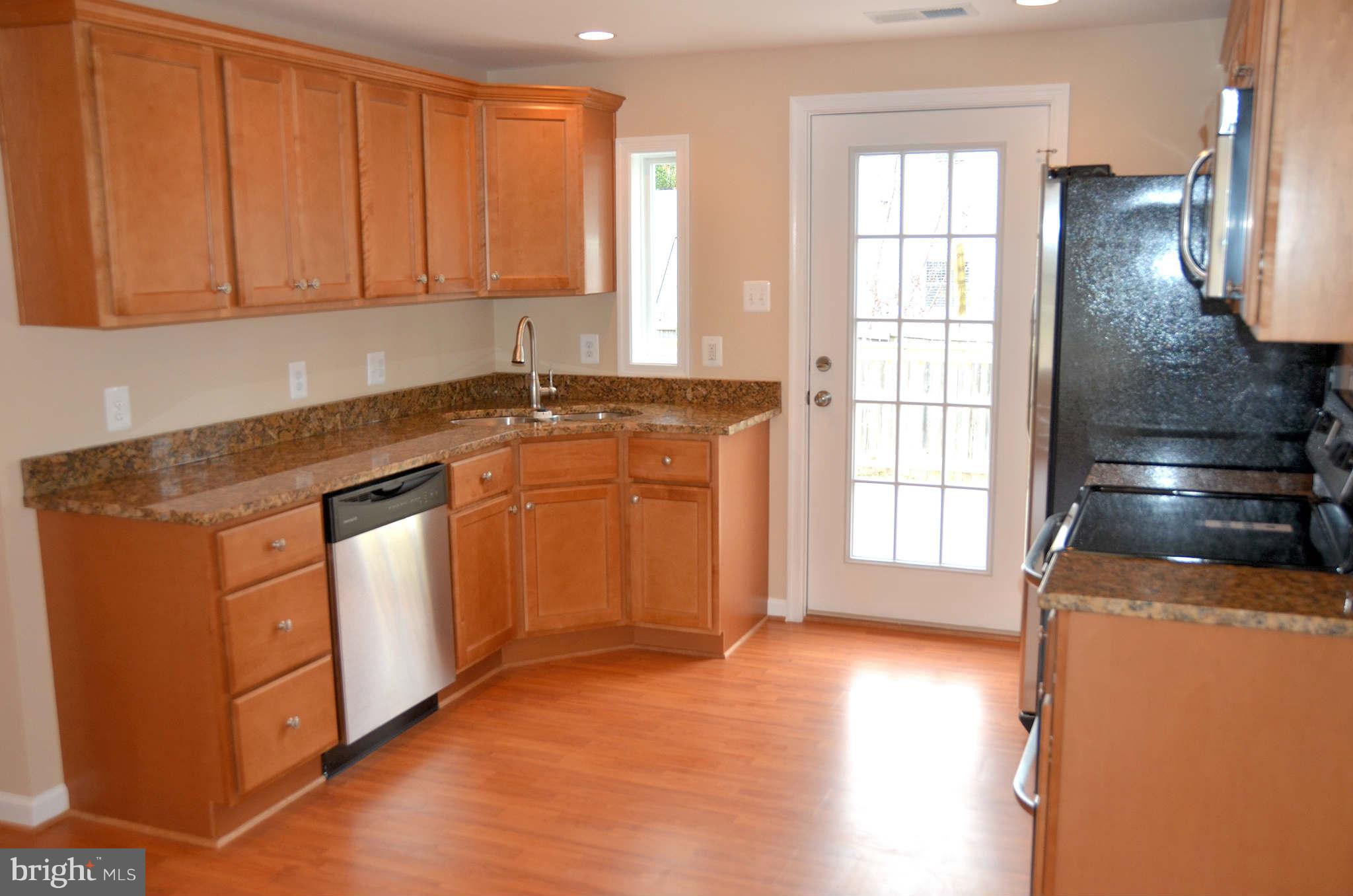 CEDARHURST ON THE BAY - Residential