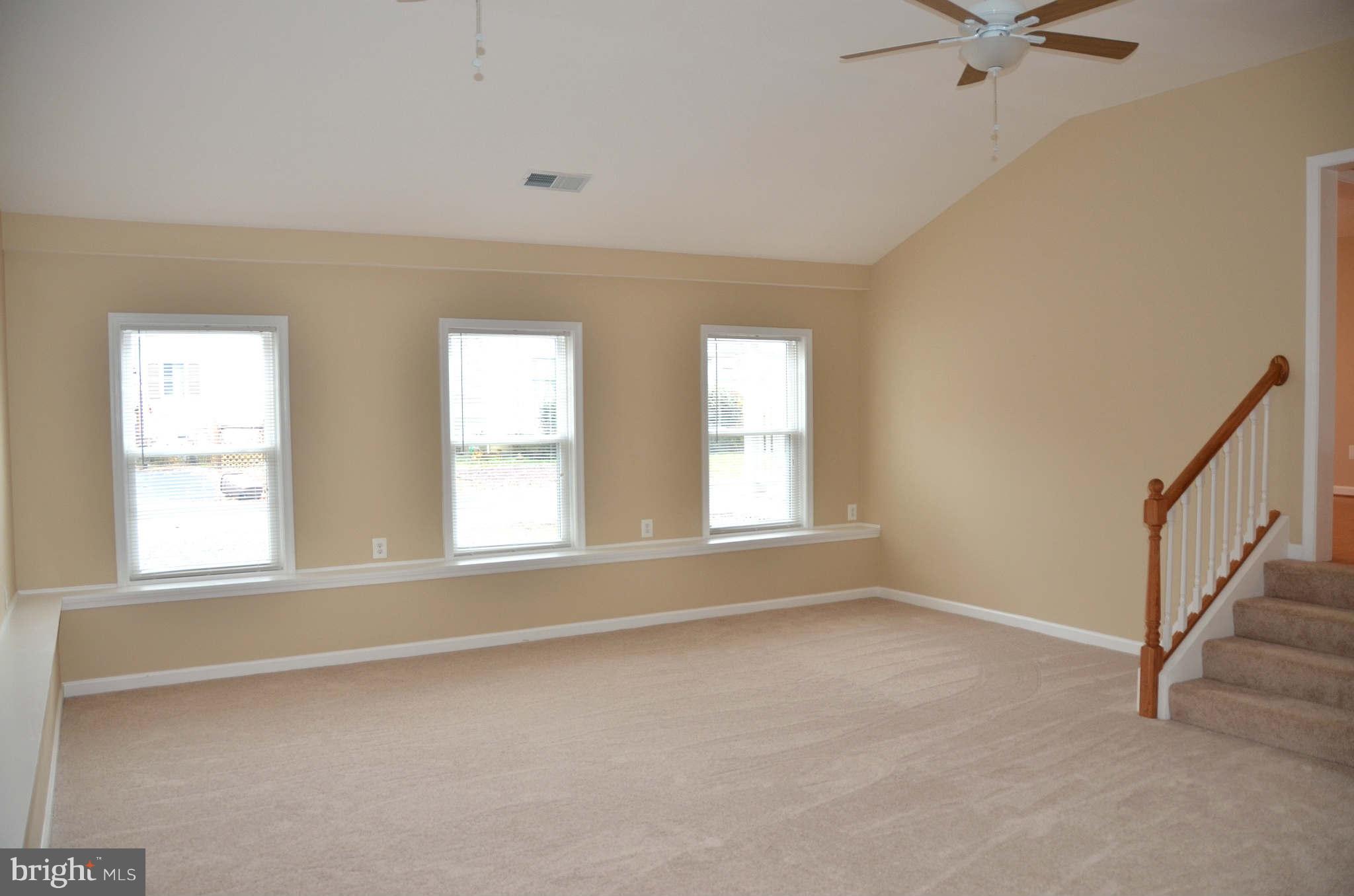 CEDARHURST ON THE BAY - Residential