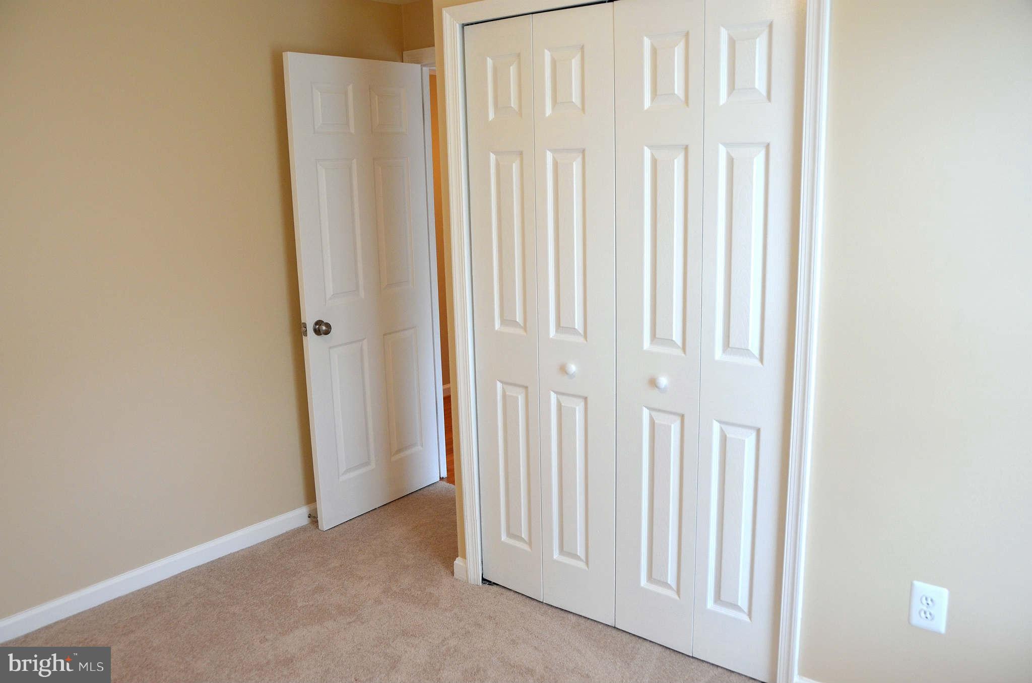 CEDARHURST ON THE BAY - Residential