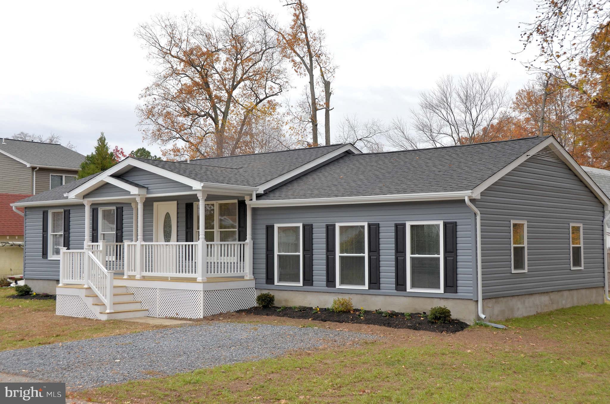 CEDARHURST ON THE BAY - Residential