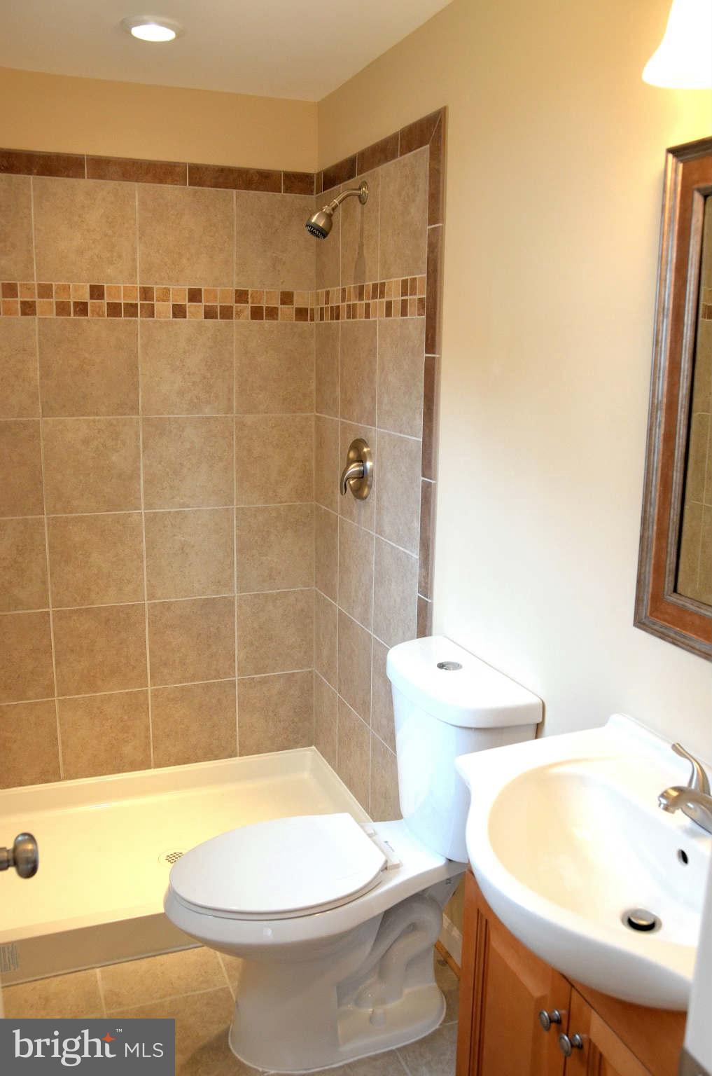 CEDARHURST ON THE BAY - Residential