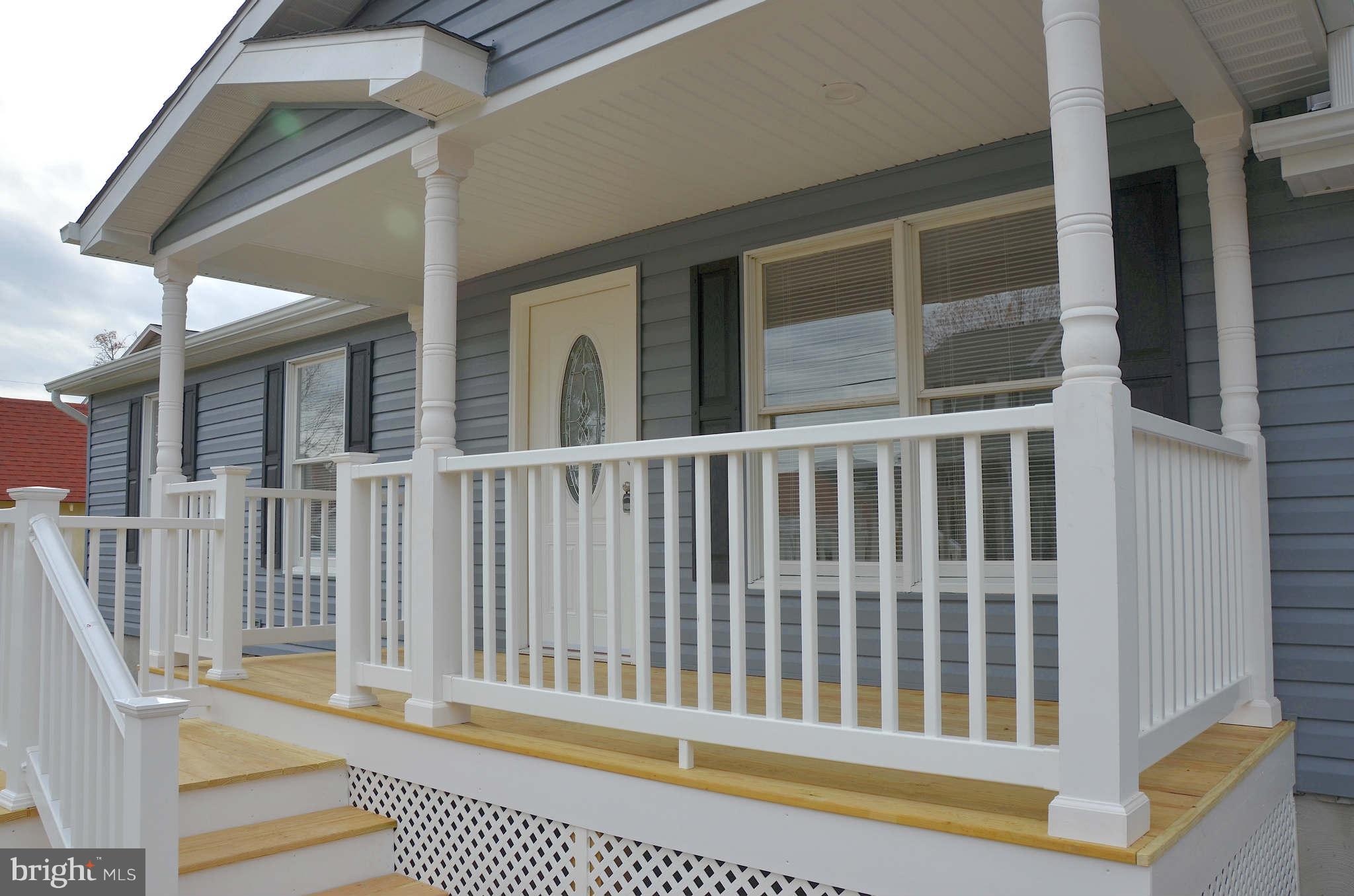 CEDARHURST ON THE BAY - Residential