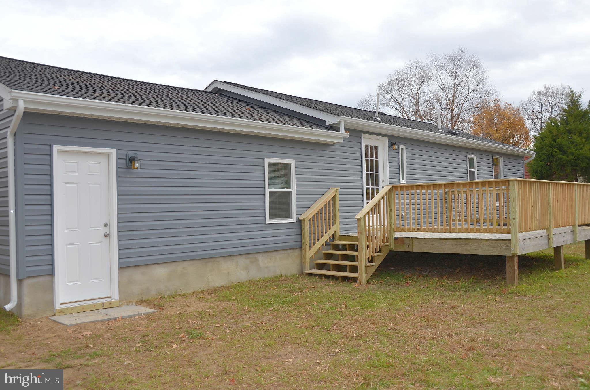 CEDARHURST ON THE BAY - Residential