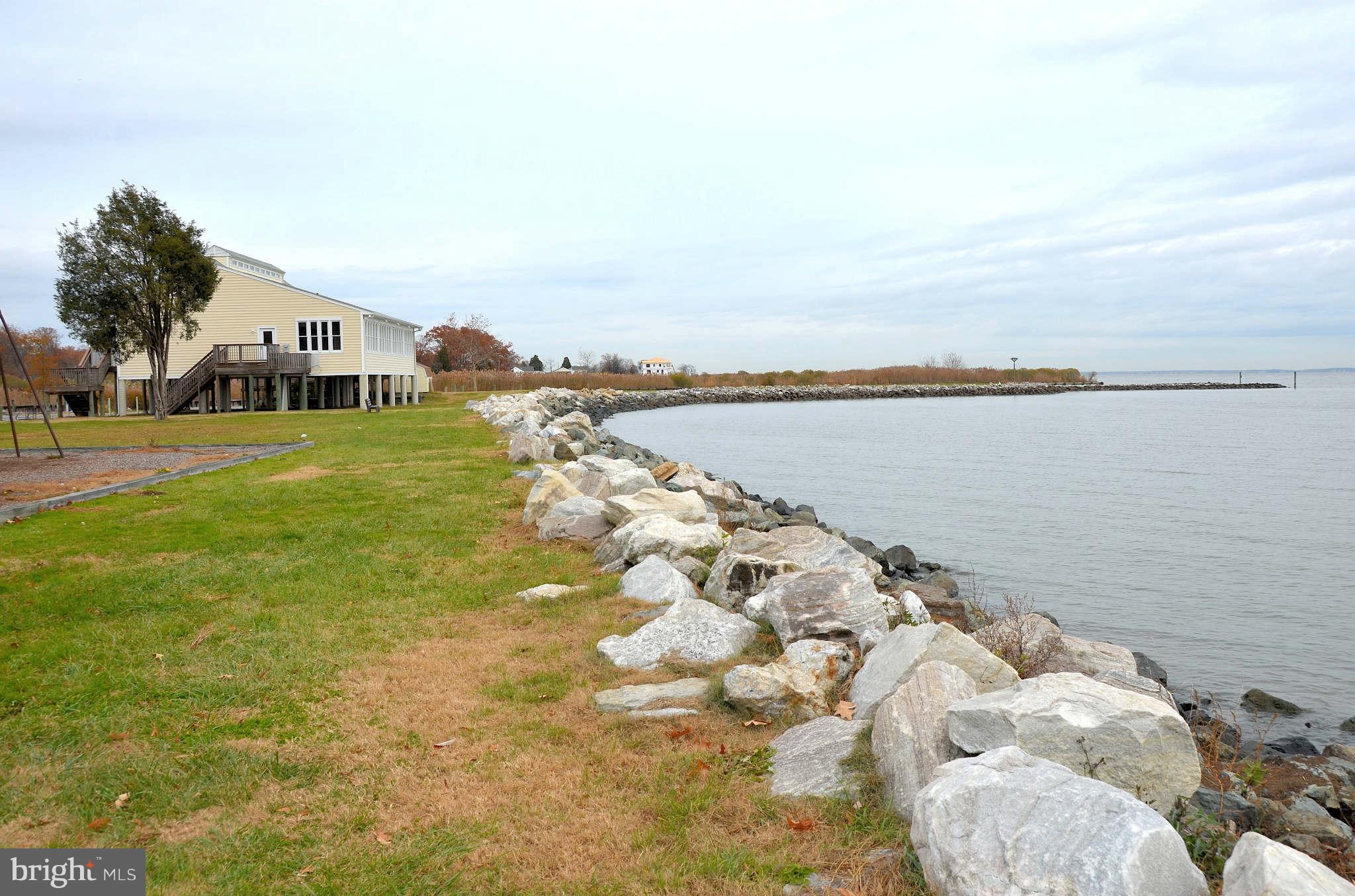 CEDARHURST ON THE BAY - Residential