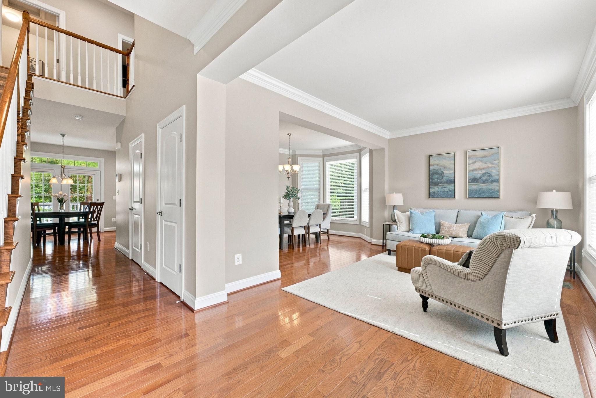 2055 SQUARE TILLER MEWS