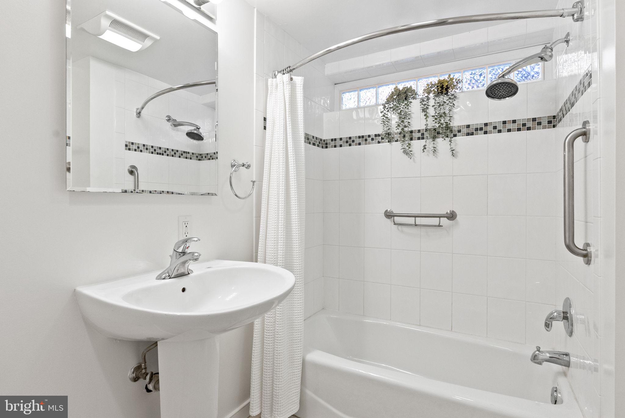 BANNOCKBURN - Residential