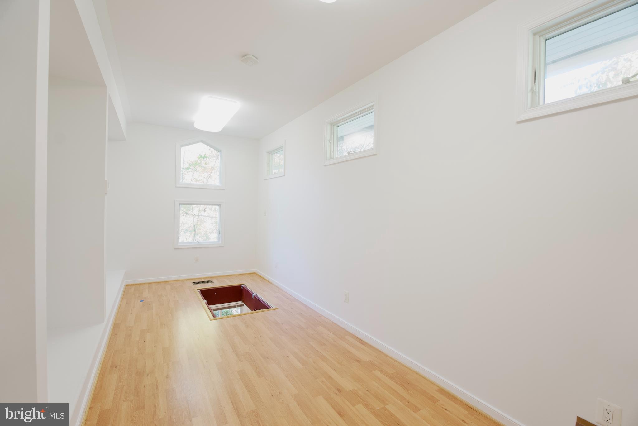 BANNOCKBURN - Residential