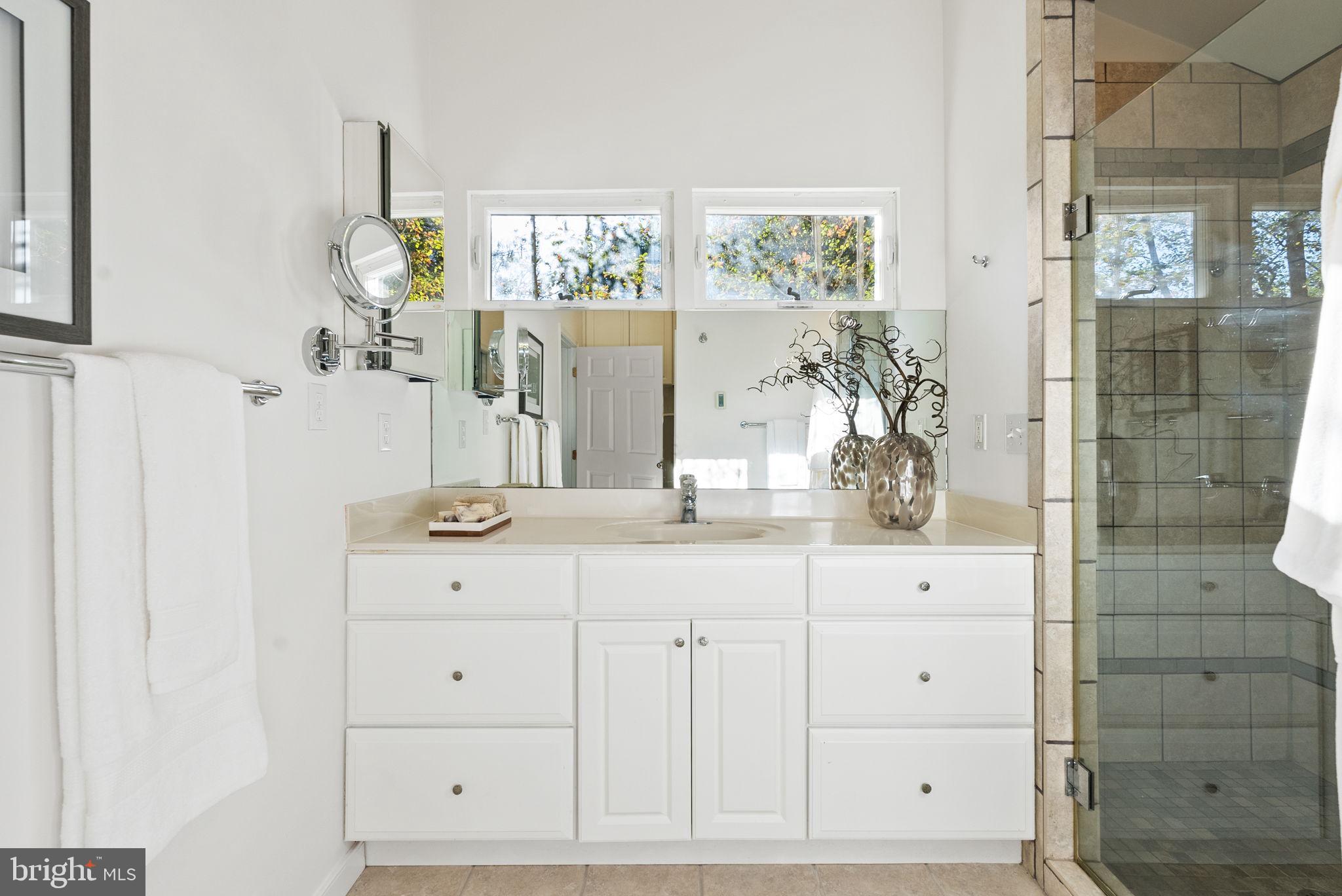 BANNOCKBURN - Residential