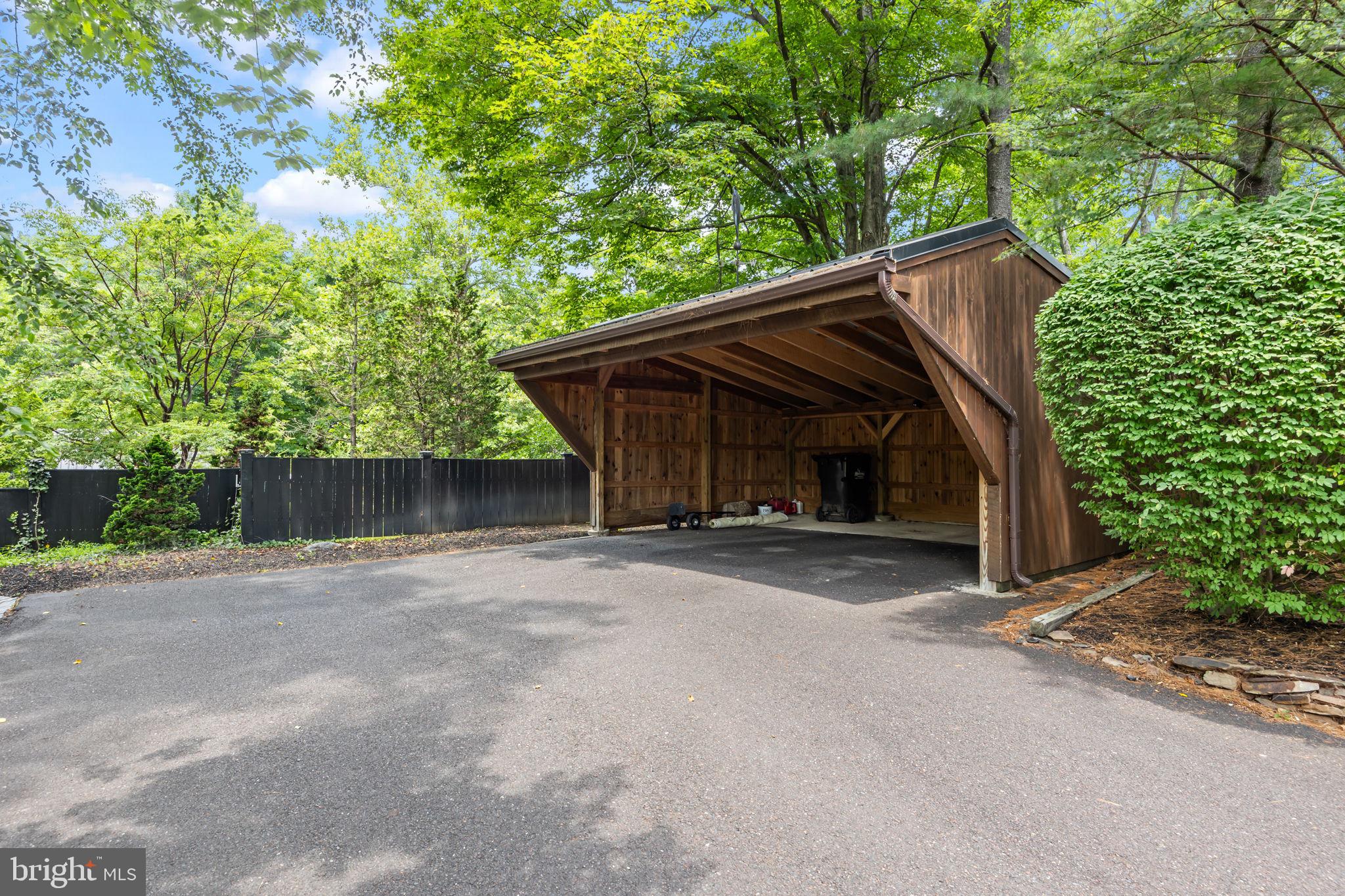 BUCKINGHAM - Residential