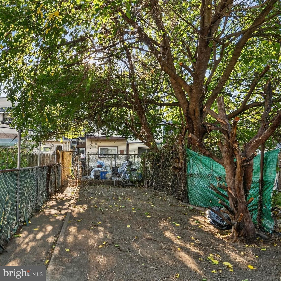 FRANKFORD - Residential