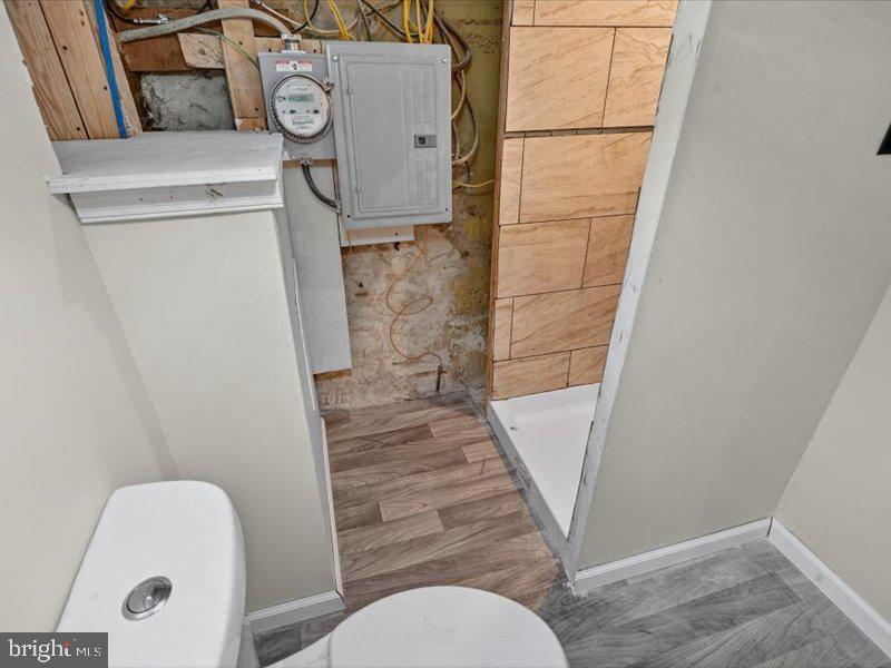 FRANKFORD - Residential