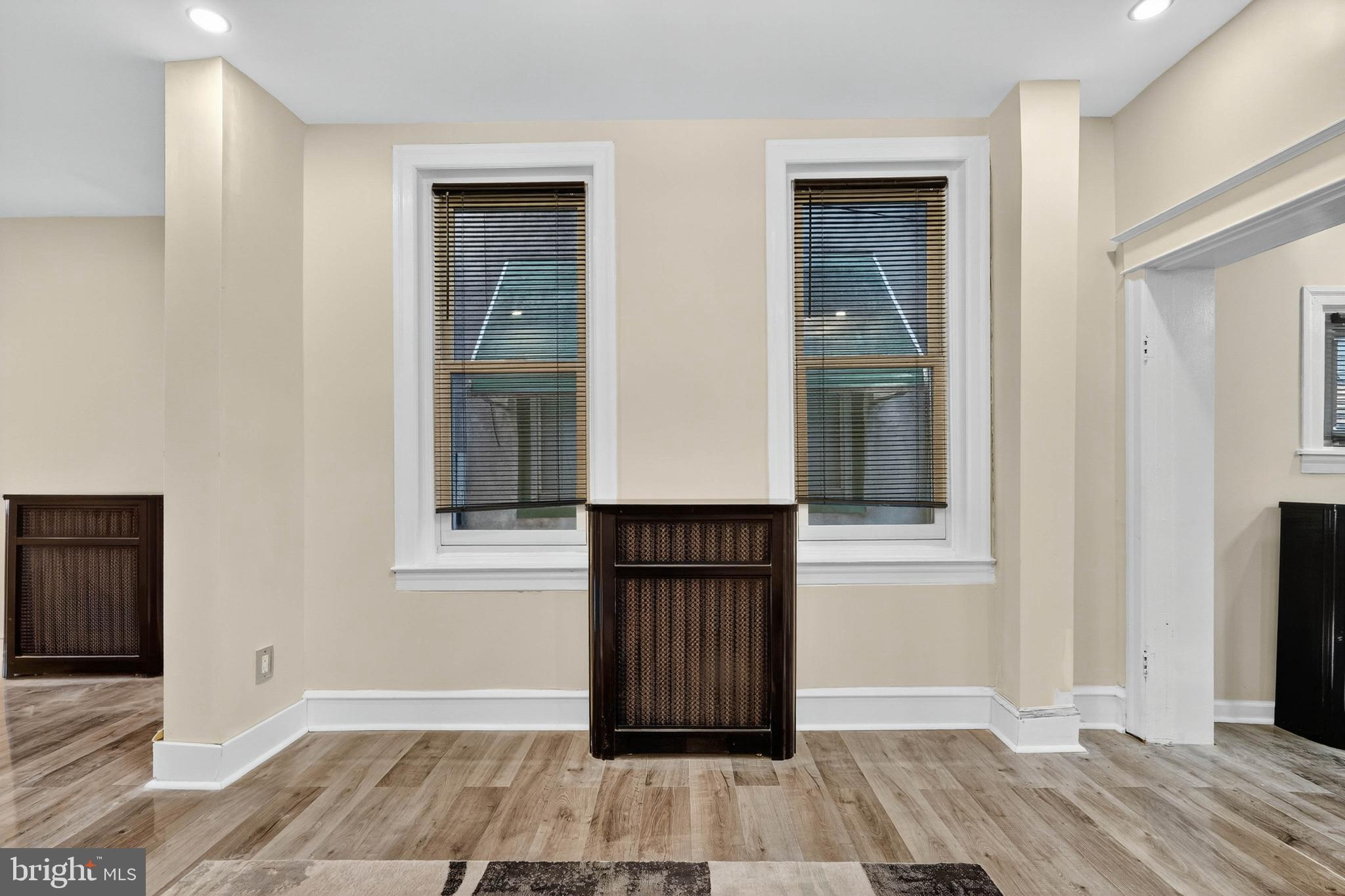 FRANKFORD - Residential