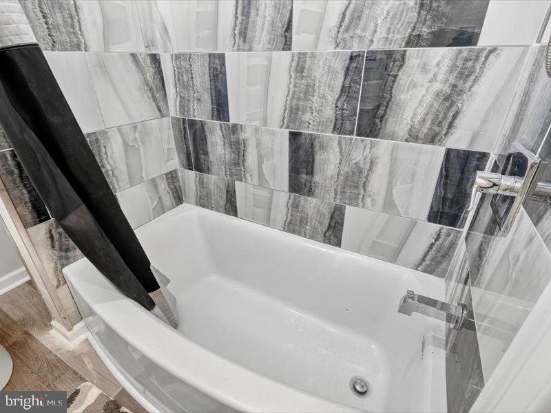 FRANKFORD - Residential