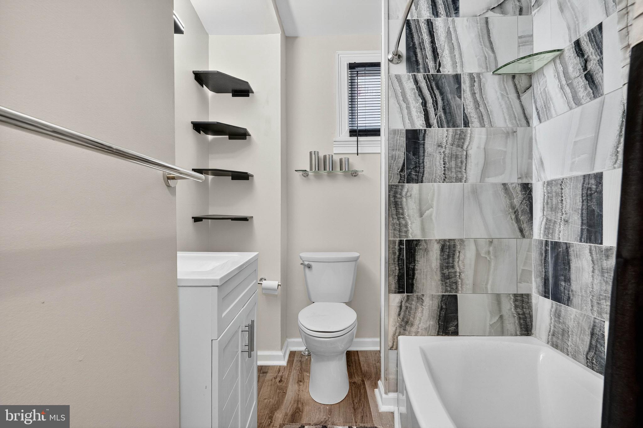 FRANKFORD - Residential