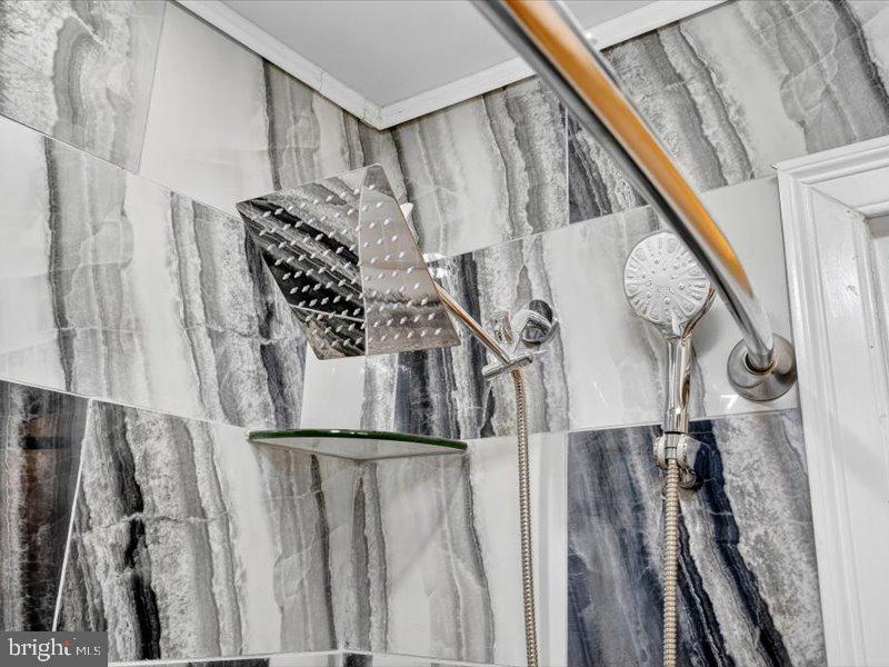 FRANKFORD - Residential