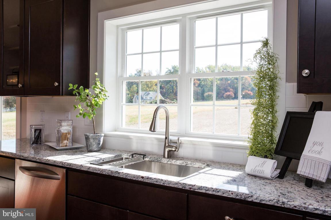 TIMBERLINE ESTATES - Residential