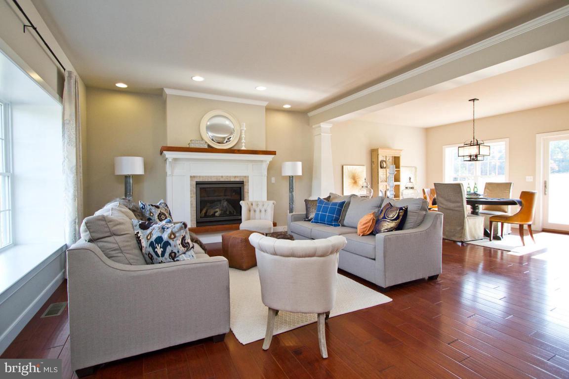 TIMBERLINE ESTATES - Residential