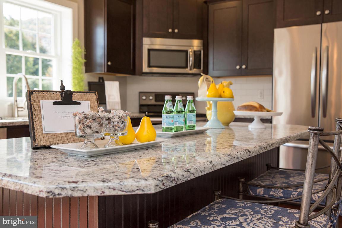 TIMBERLINE ESTATES - Residential