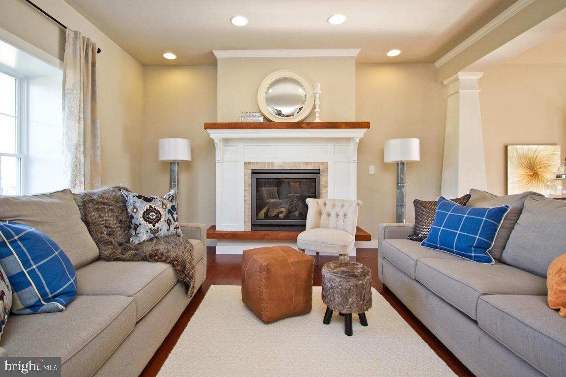 TIMBERLINE ESTATES - Residential