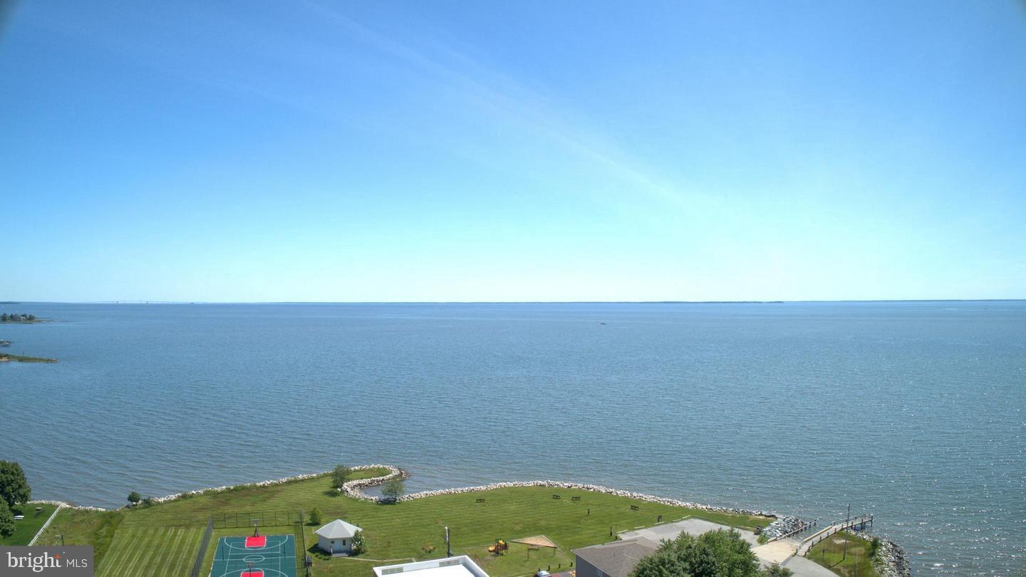 COLUMBIA BEACH - Residential