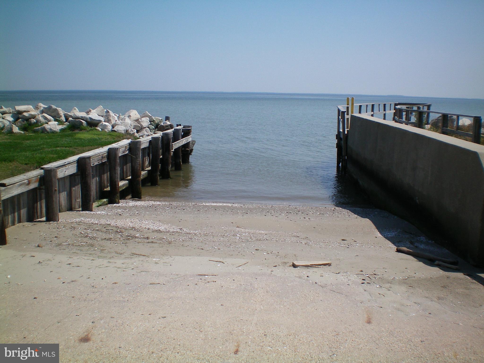 COLUMBIA BEACH - Residential