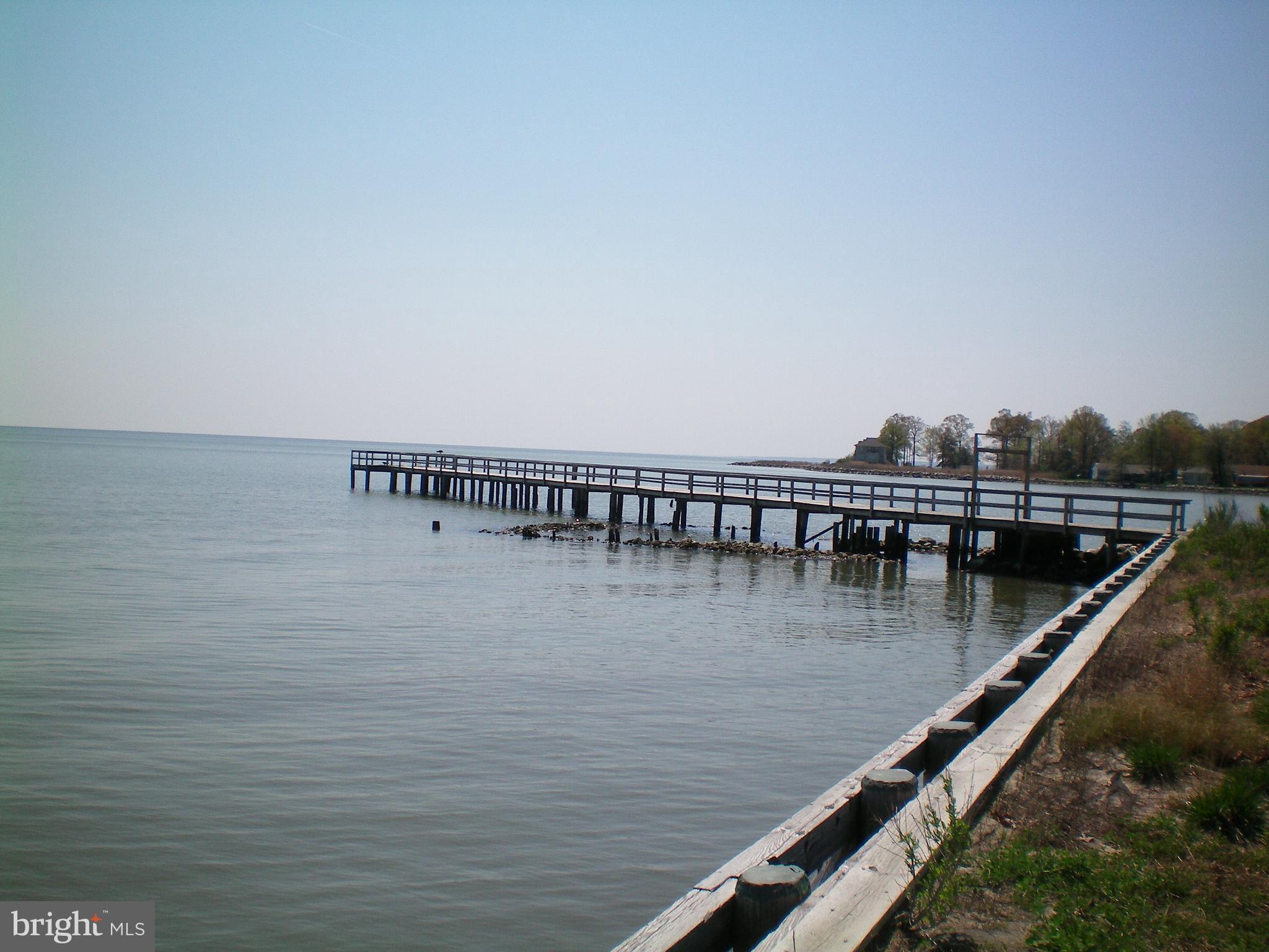 COLUMBIA BEACH - Residential