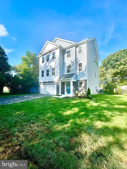 Homes For Sale - 5314 Al Jones Drive<br/> SHADY SIDE, MD 20764