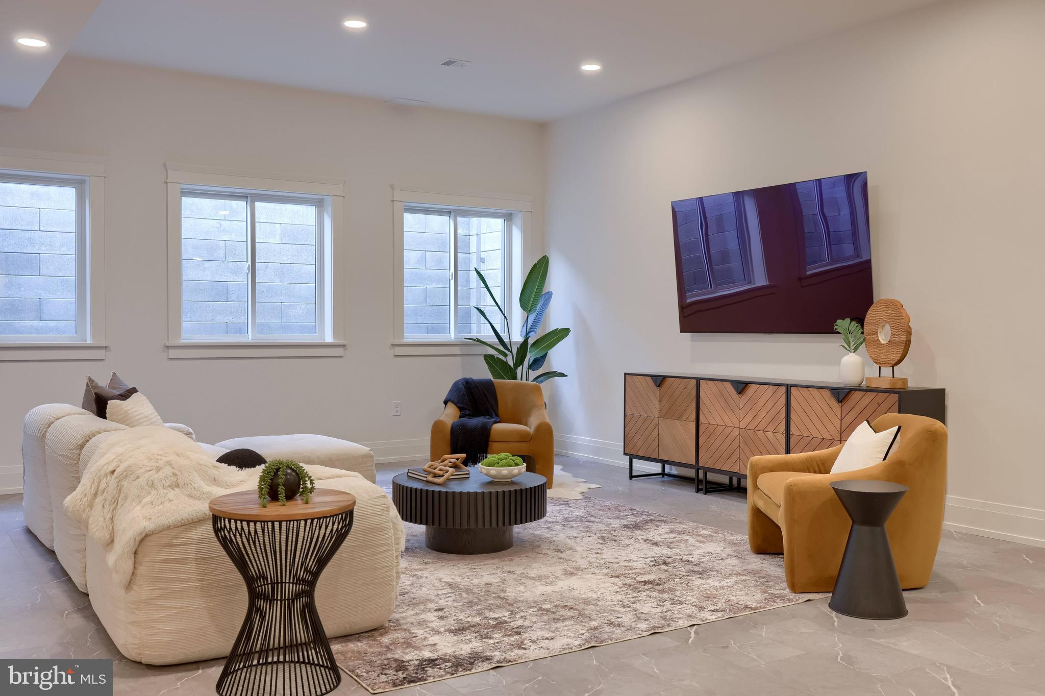 HERSHEY VILLAGE - Residential