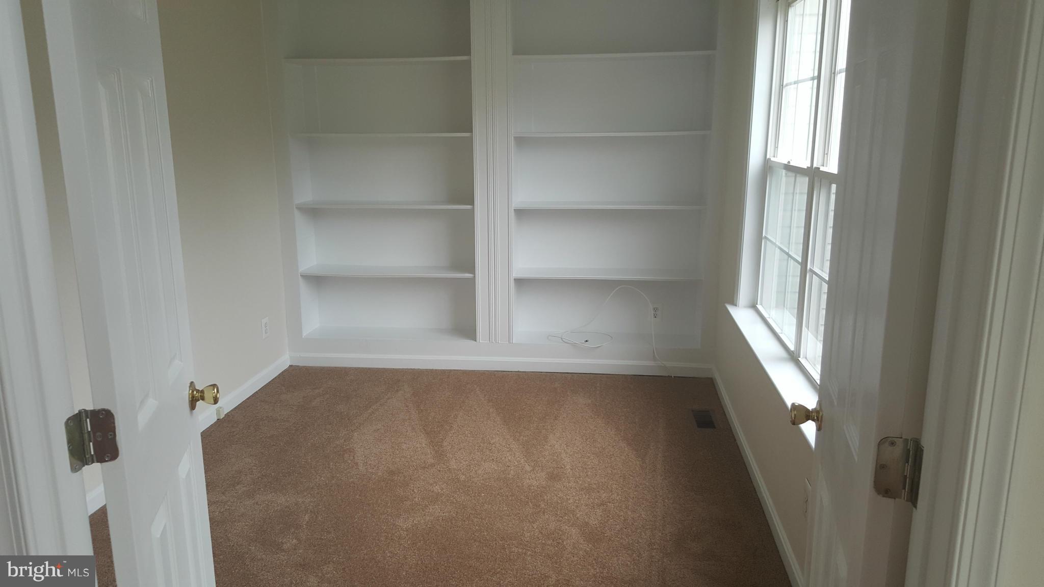 KINGS GRANT LA PLATA - Residential Lease