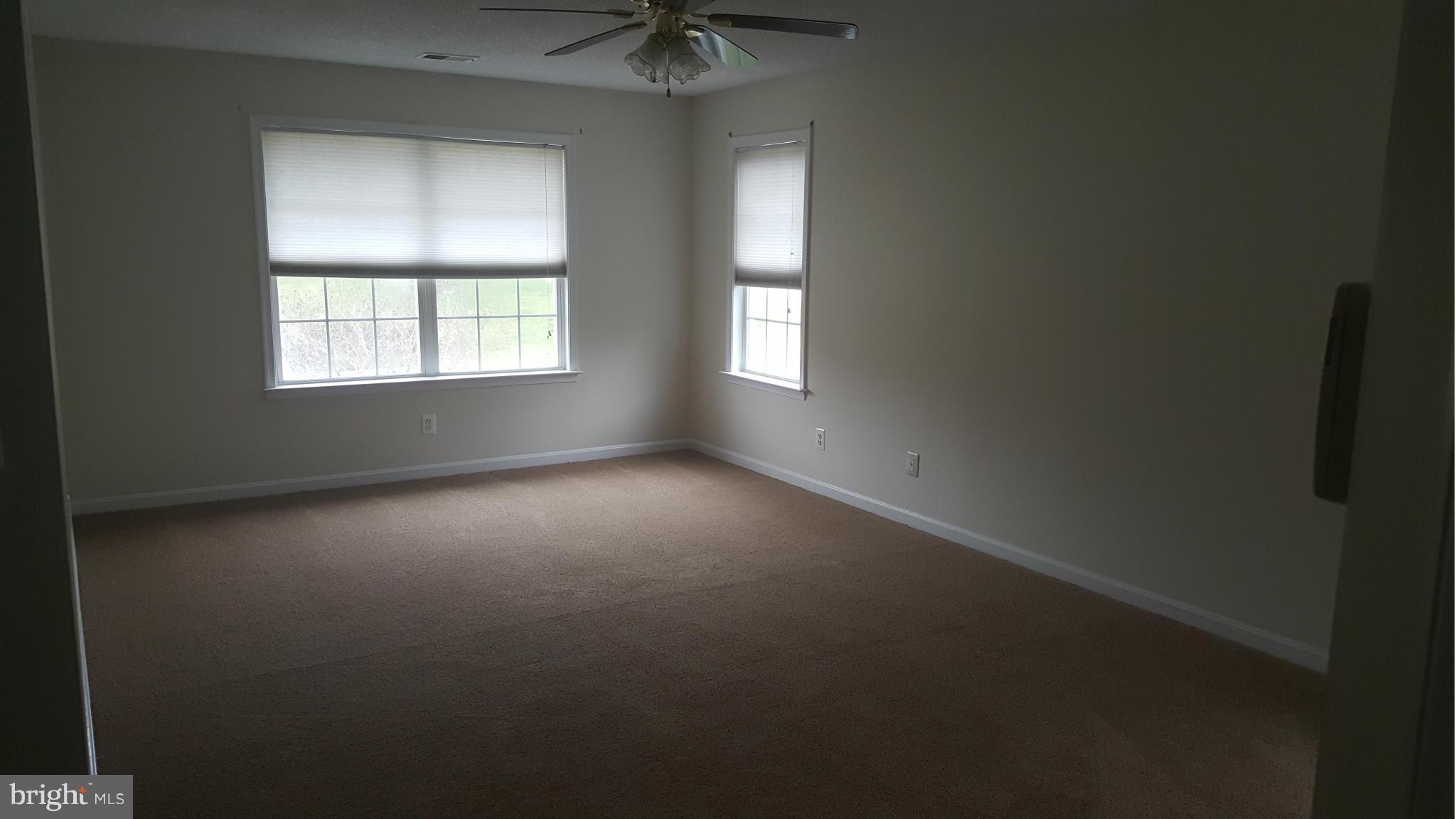 KINGS GRANT LA PLATA - Residential Lease