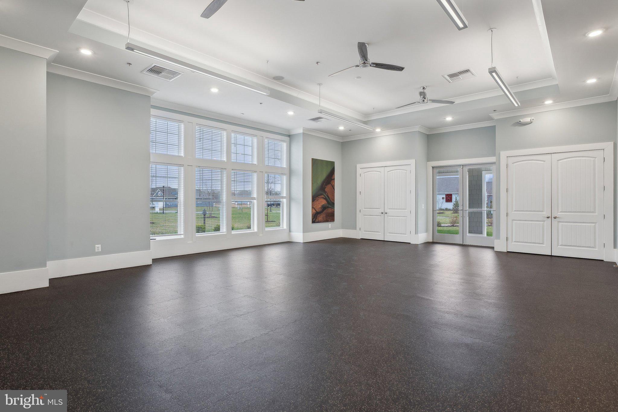 FOUR SEASONS AT KENT ISLAND - Residential