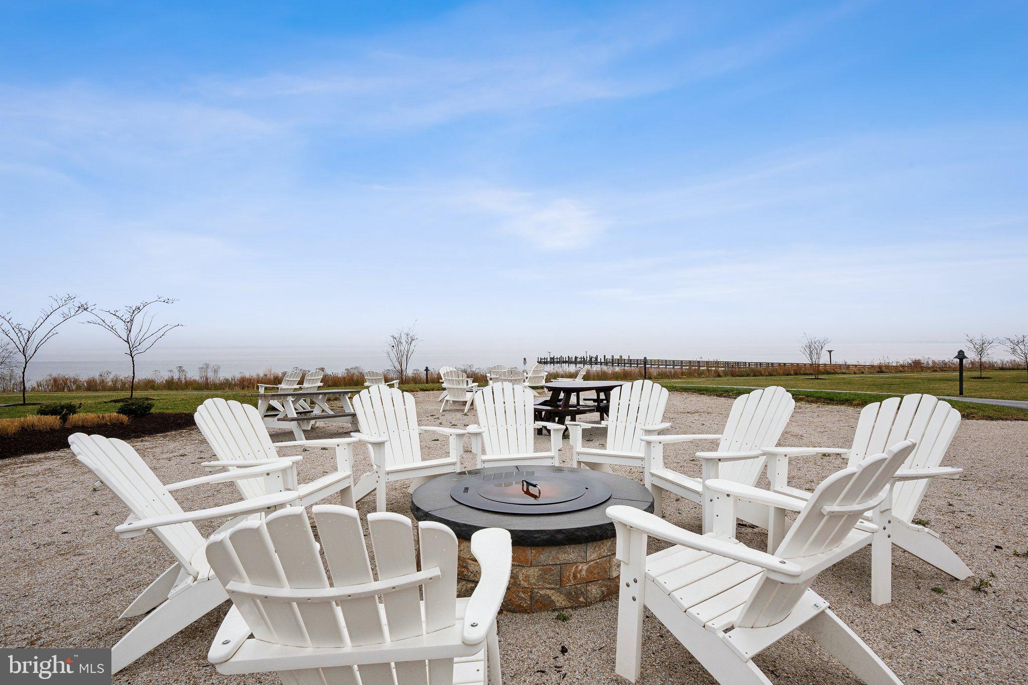 FOUR SEASONS AT KENT ISLAND - Residential